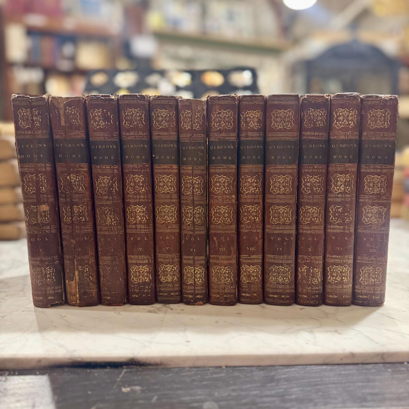The History of The Decline and Fall of The Roman Empire. In Twelve Volumes, With a Life of the Author Written for this Edition. — photograph 2.