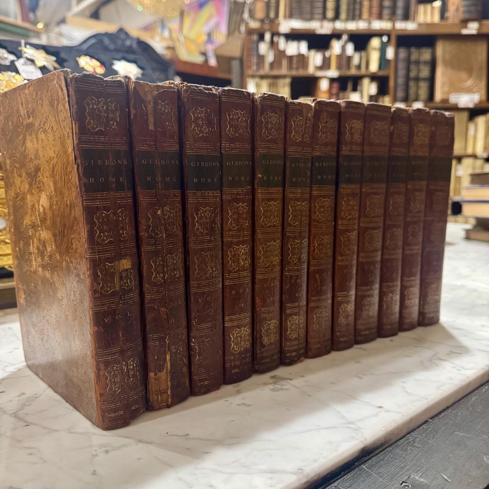 The History of The Decline and Fall of The Roman Empire. In Twelve Volumes, With a Life of the Author Written for this Edition. — photograph 3.