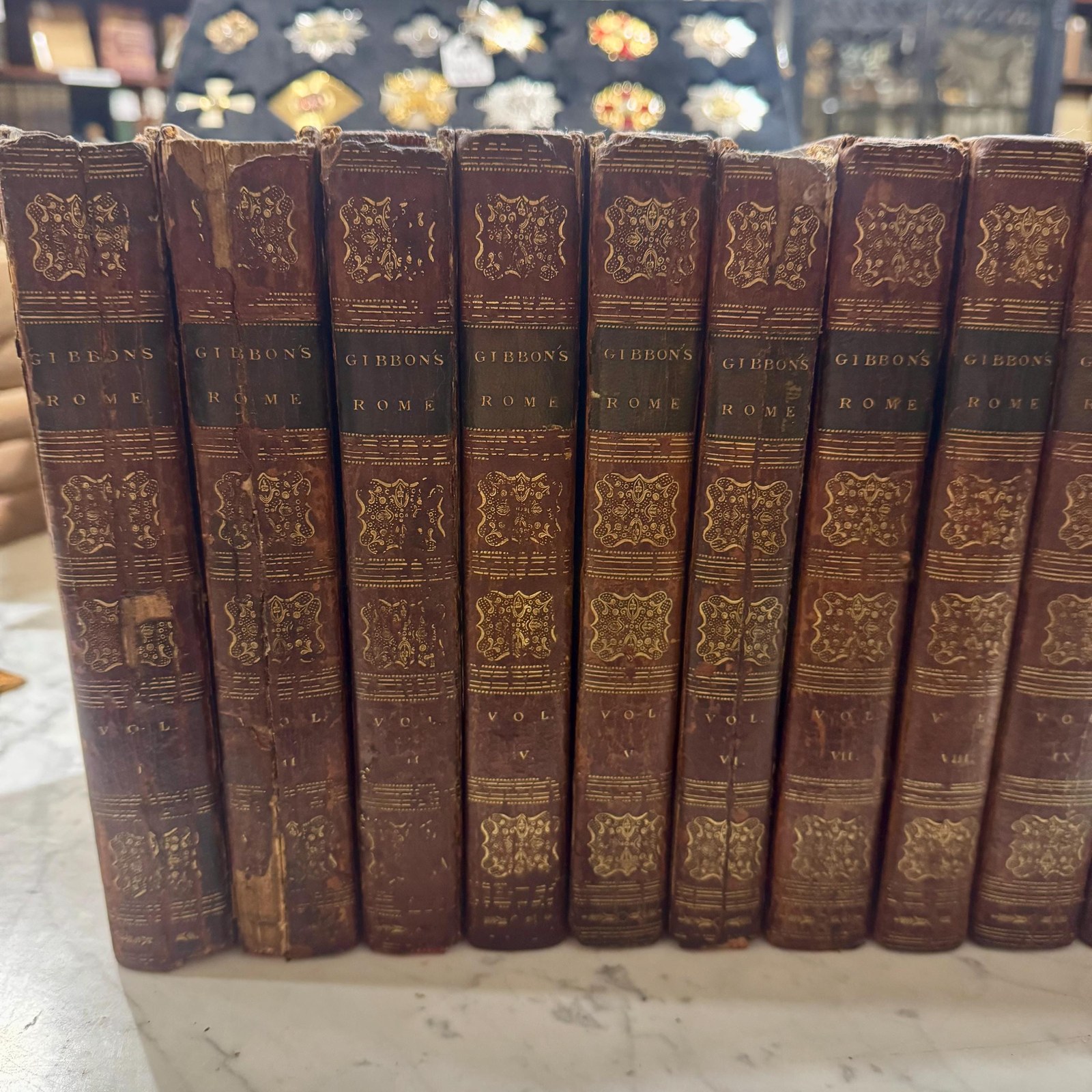 The History of The Decline and Fall of The Roman Empire. In Twelve Volumes, With a Life of the Author Written for this Edition. — photograph 4.