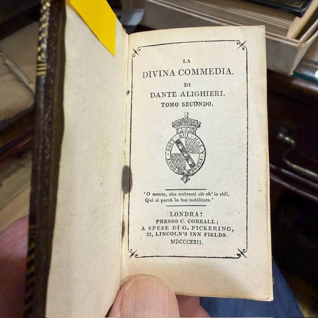 La Divina Commedia Di Dante; Dell' Inferno, Del Purgatorio, Del Paradiso in two small volumes, Italian language. — photograph 7.
