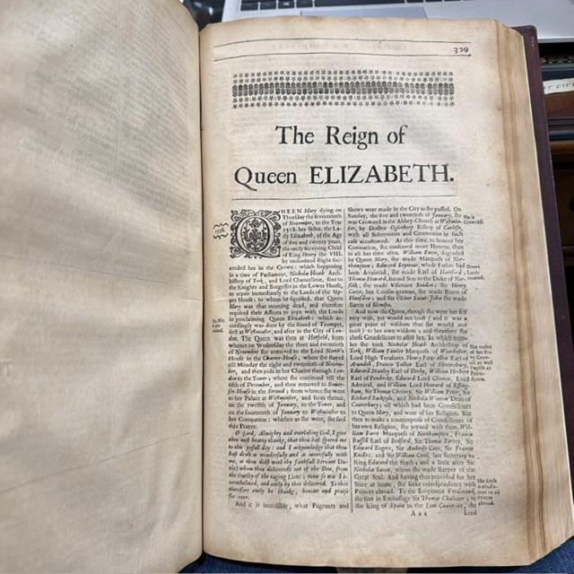 A Chronicle of The Kings of England. From The Time of The Romans Government, unto The Death of King James. Containing all Passages of State and Church, With All other Observations Proper for a Chronicle. Faithfully Collected out of Author's Ancient and Modern; and Digested into a Method. Whereunto is Added, The Reign of King Charles the First, and The First Thirteen Yeears of His Sacred Majesty, King Charles the Second, That Now Reigneth. In Which many Material Affairs of State, Never Before Published; and likewise the most Remarkable Occurrences relating to his Majesties Most Happy and Wonderful Restauration, by the Prudent Conduct, Under God, of George late Duke of Albemarle, Captain General of All His Majesties Armies. As They were extracted out of His Excellencies own Papers, and The Journals and Memorials of Those imploy'd in the most Important and Secret Transactions of That Time. All which Additions arte Revised in this Seventh Impression, and Freed from many Errors and Mistakes of The Former Editions. — photograph 9.