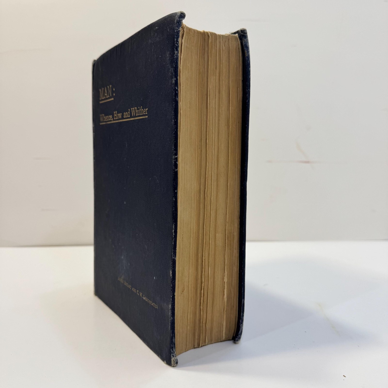 Man: Whence, How and Whither, A Record of Clairvoyant Investigation, First Eedition — photograph 3.