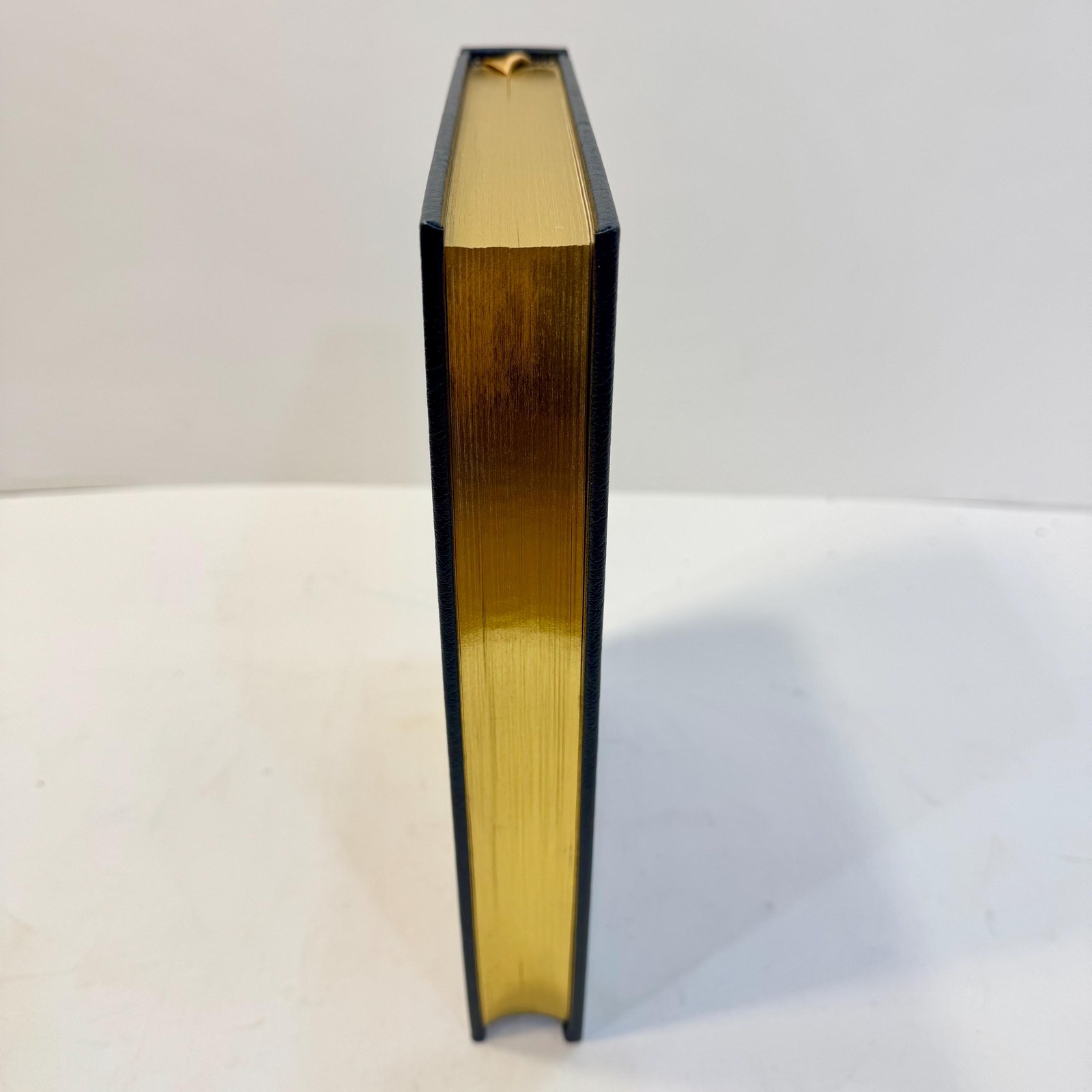 Uncle Tom's Cabin by Harriet Beecher Stowe, 1979 — photograph 5.