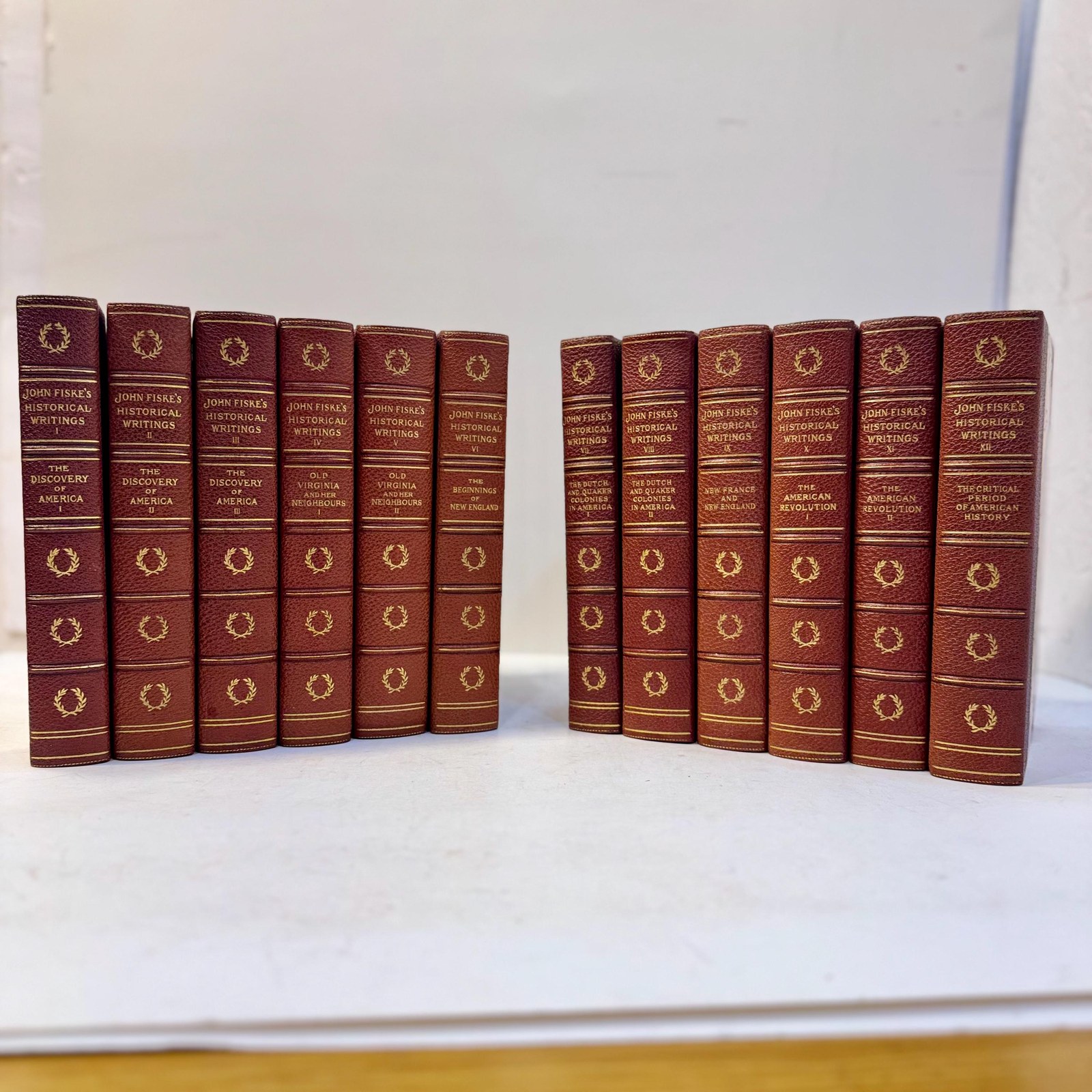 The Historical Writings of John Fiske, American History 1600-1789 | Illustrated, 12 Volumes, Standard Library Edition, 1902 — photograph 3.