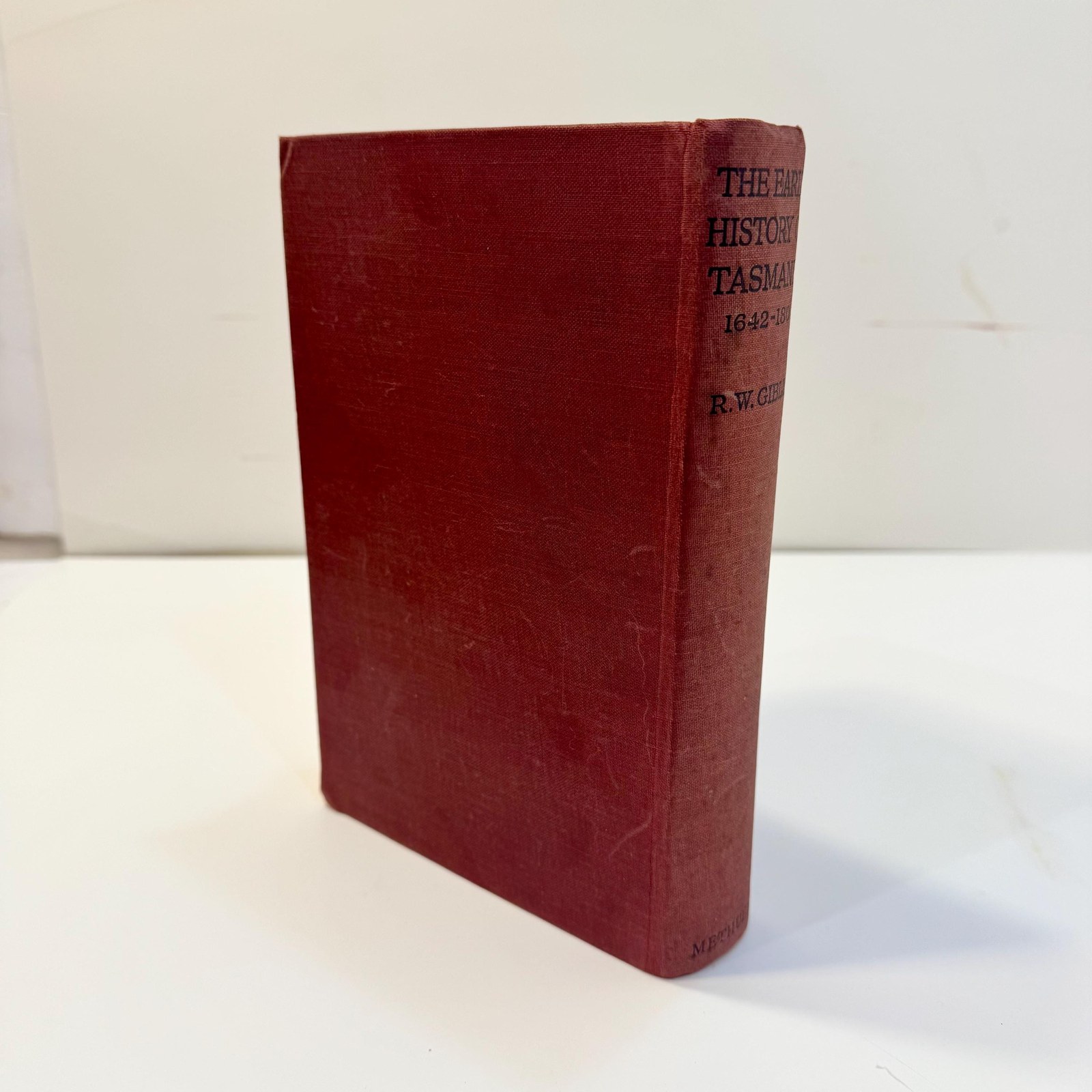 The Early History of Tasmania, The Geographical Era 1642-1804 With Three Plates and Twelve Charts by R.W. Giblin, 1928 | First Edition — photograph 4.
