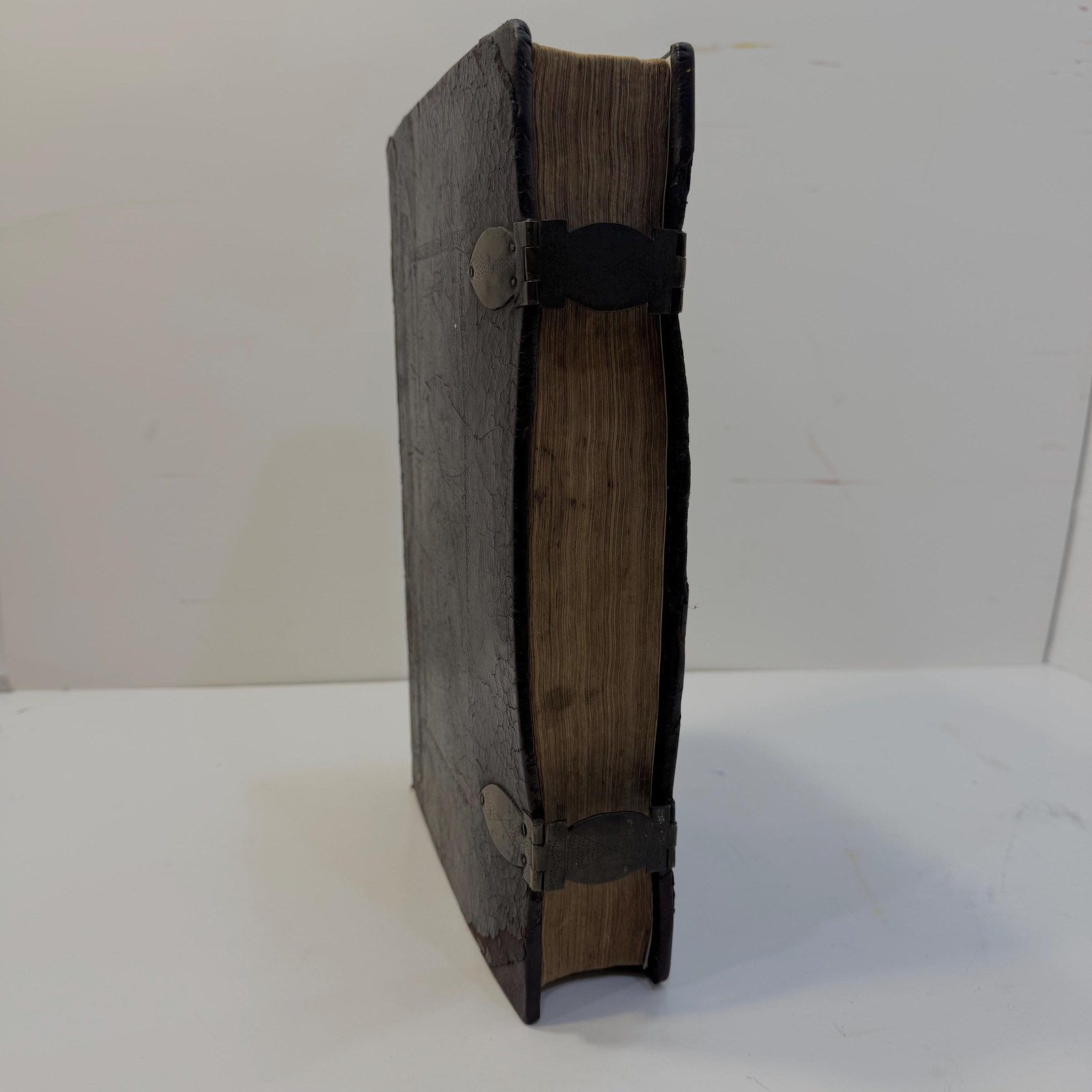 The Journal of George Fox: Travels, Sufferings & Christian Experiences, 1694 — photograph 5.