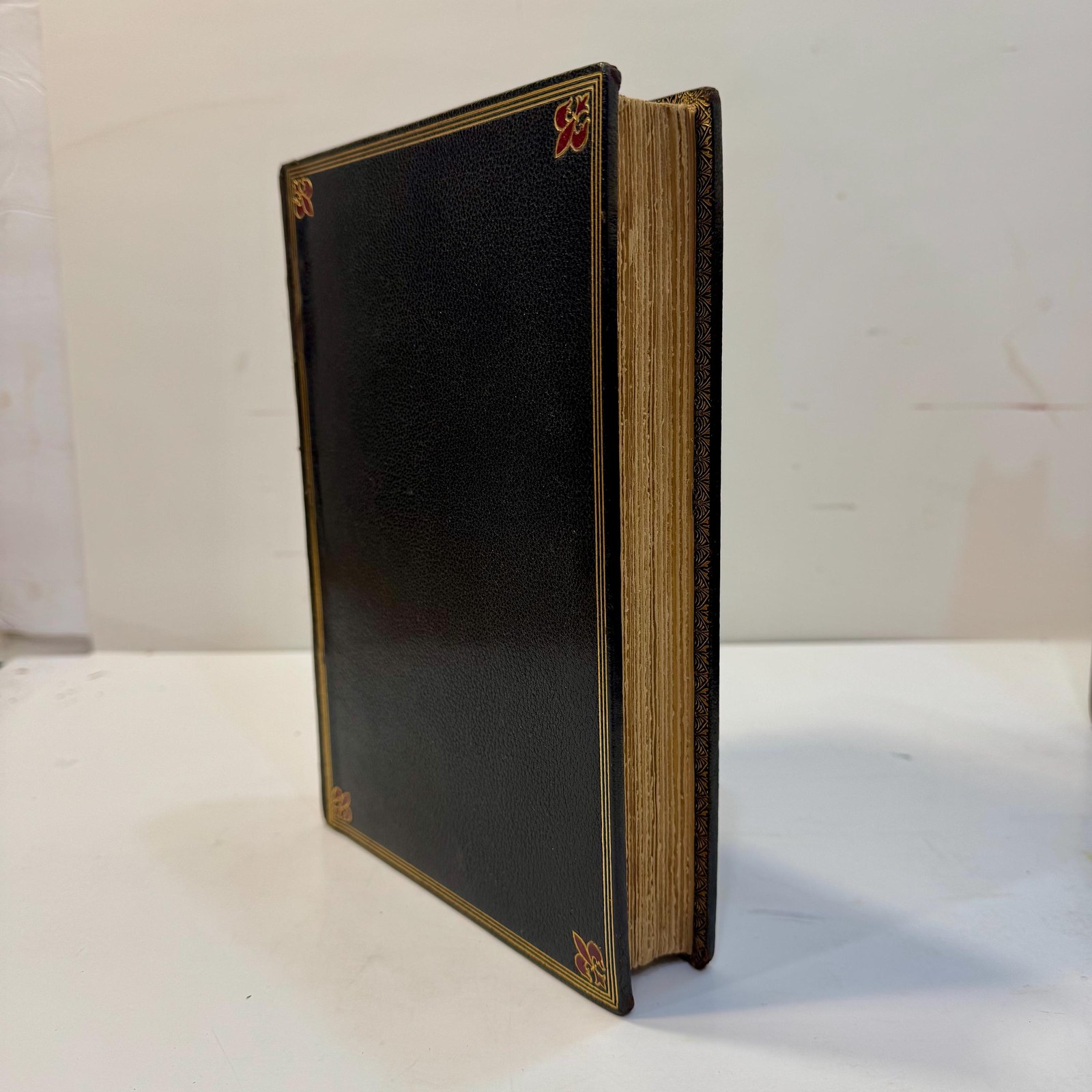 The Works of Michel De Montaigne With Notes, Life and Letters Complete in Ten Volumes by Charles Cotton and William Carew Hazlett, 1910 — photograph 7.