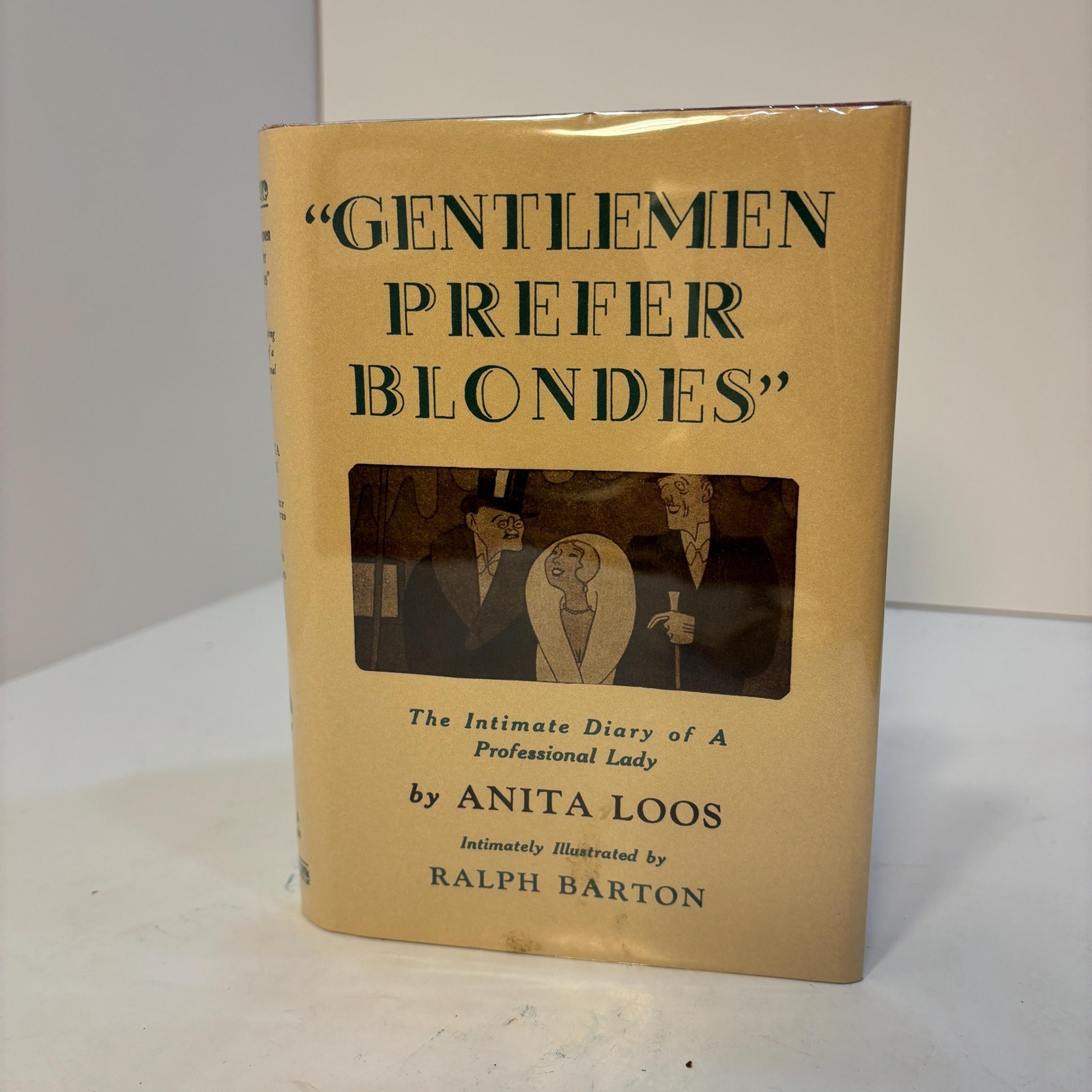 Gentlemen Prefer Blondes : The Illuminating Diary of a Professional Lady : by Anited Loos : Intimately Illustrated by Ralph Barton — photograph 3.