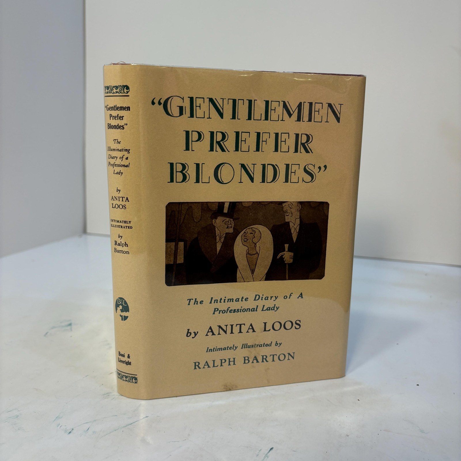 Gentlemen Prefer Blondes : The Illuminating Diary of a Professional Lady : by Anited Loos : Intimately Illustrated by Ralph Barton — photograph 8.