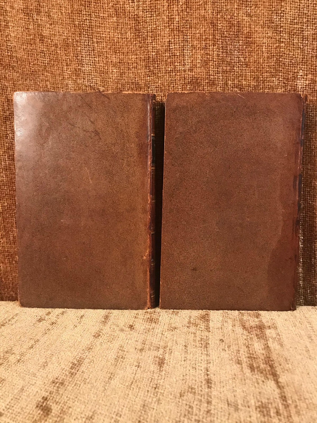 An account of the natives of the Tonga Islands, in the South Pacific Ocean. With an original grammar and vocabulary of their language. Second edition, with additions. — photograph 5.
