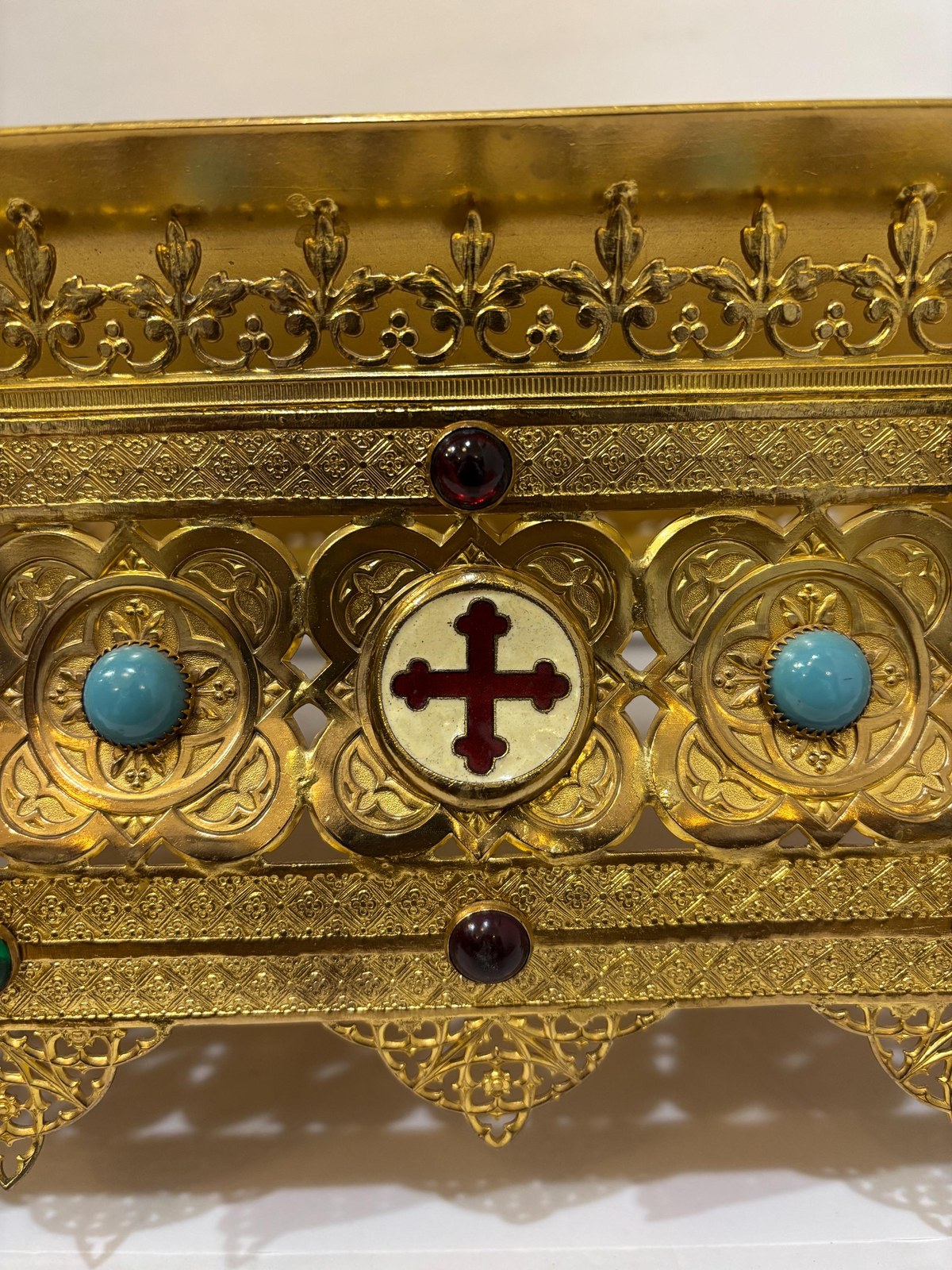Orthodox ceremonial tabletop adjustable bookstand with semi-precious stones — photograph 4.