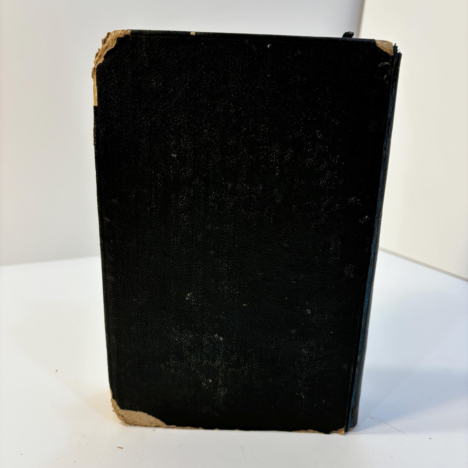 Metaphysik oder Das Weltgesetz. (Volume 1.) -- Nachgelassene Schriften (Johann Jakob Wagner) über Philosophie by Phillipp Ludwig Adam (in 7 volumes). TRANSLATION: Metaphysics or the World Law. (Volume 1.) -- Posthumous Writings (of Johann Jakob Wagner) on Philosophy by Philipp Ludwig Adam. (In 7 volumes). — photograph 9.