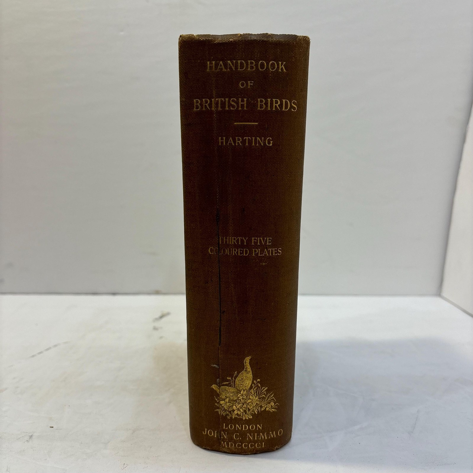 A Handbook of British Birds. Showing The Distribution of the Resident and Migratory Species in the British Islands with an Index to the Records of the Rarer Visitants. — photograph 5.