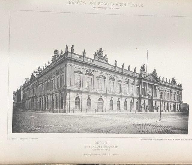 Barock und Rococo Architektur (trans: Baroque and Rococo Architecture)198/200 plates — photograph 10.