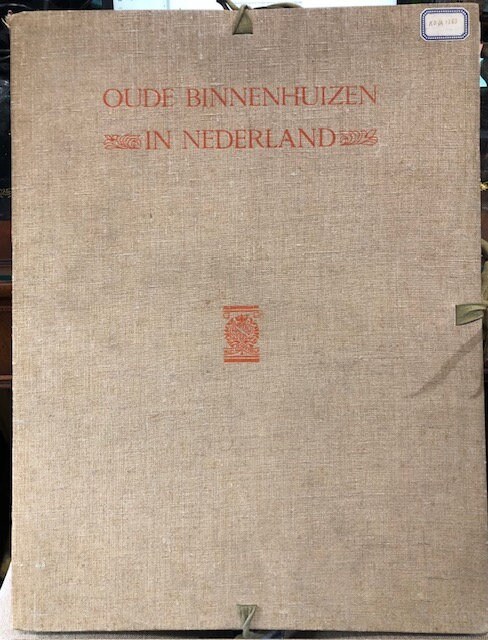 Oude Binnenhuizen In Nederland (trans: Old Homes in The Netherlands) 96 of 100 plates — photograph 2.
