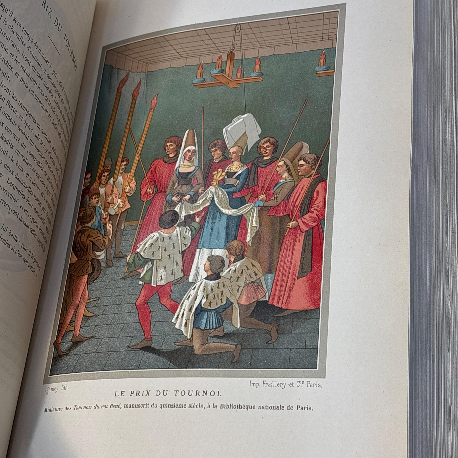 Vie Militaire et Religieuse au Moyen Age it a L'Epoque de La Renaissance GOOGLE TRANSLATION: Military and Religious Life during the Middle Ages and during the Renaissance period — photograph 8.