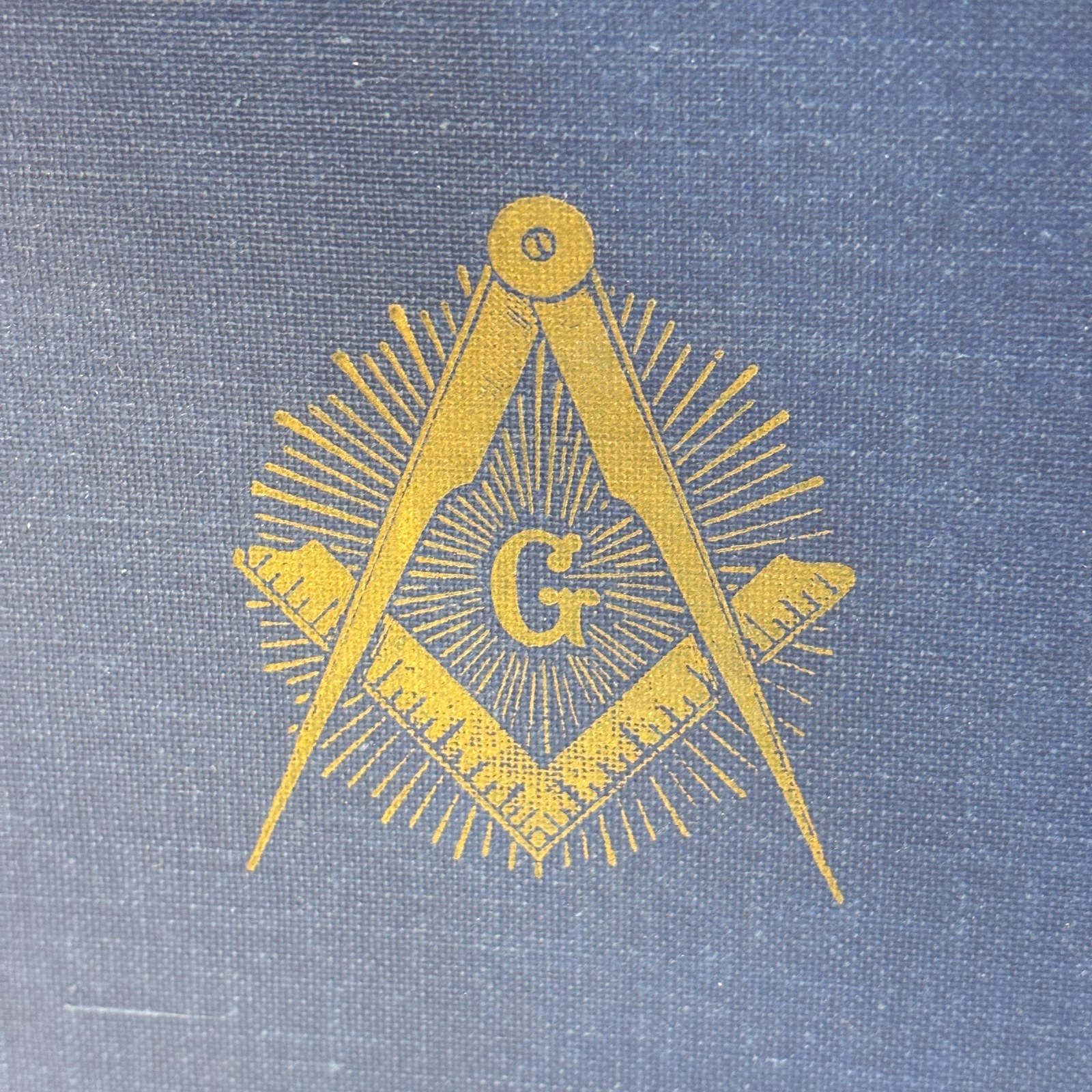 Presentation Volume Containing The Book of Constitutions, Historic Records, Manuel of Work, Manusl of Cermonies, Mentors Manual of the Grand Lodge of Virginia 1977 — photograph 5.