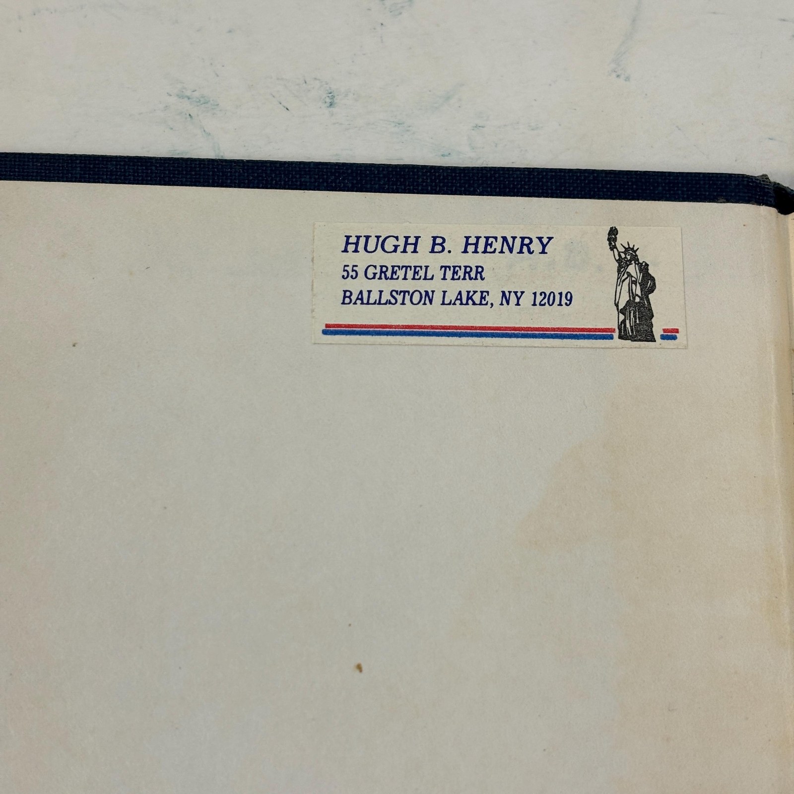 Presentation Volume Containing The Book of Constitutions, Historic Records, Manuel of Work, Manusl of Cermonies, Mentors Manual of the Grand Lodge of Virginia 1977 — photograph 8.