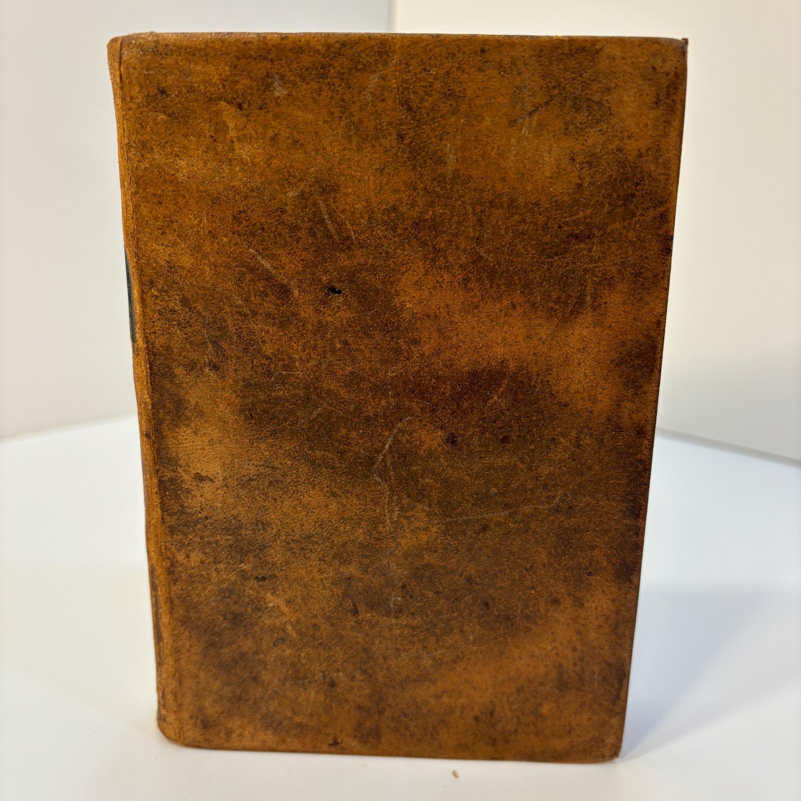 El Nuevo Testamento De Nuestro Senor JesuCristo, Traducido En Espanol. Version Cotejada Cuidadosamente Con Las Lenguas Antiguas. (Translated from Spanish: The New Testament of Our Lord Jesus Christ, translated into Spanish. Version carefully checked with ancient languages.) — photograph 4.