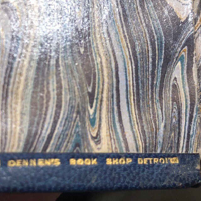 XXXII Ballades in Blue China — photograph 5.