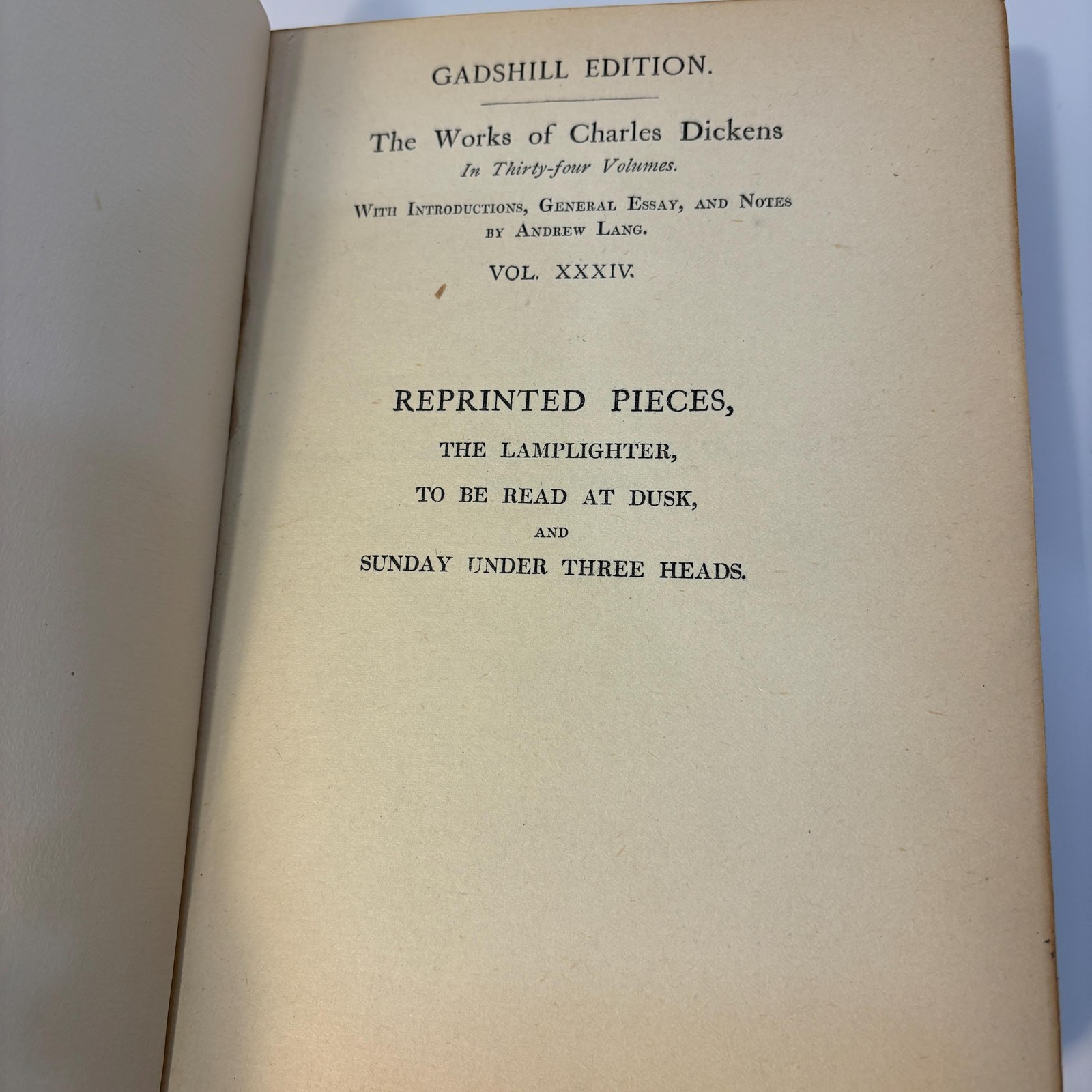 Reprinted Pieces. Gadshill Edition. — photograph 7.