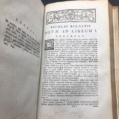 Phaedri, Aug. Liberti, Fabularum Aesopiarum Libri V. Cum Integris Commentariis Marq. Gudii, Conr. Rittershusii, Nic. Rigaltii, Is. Neveleti, Nic. Heinsii, Joan. Schefferi, Jo. Lud. Praschii, & excerptis aliorum. Edito Quarta Emendatior. Translated from Latin: Aesop's Fables Book Five With Complete Commentaries by... and excerpts from others. Fourth Edition, Improved. — photograph 9.