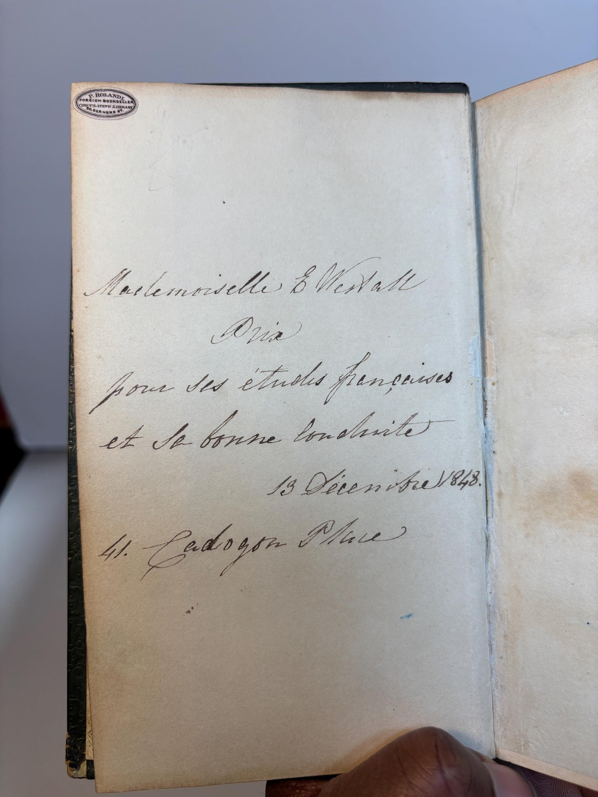 Les Trois Orphelines. Nouvelles Veillees Du Chateau; Par Mme. J. Delafaye-Brehier Translate from French: The Three Orphans. New Evenings at the Castle; By Mrs. J. Delafaye-Bréhier. — photograph 4.