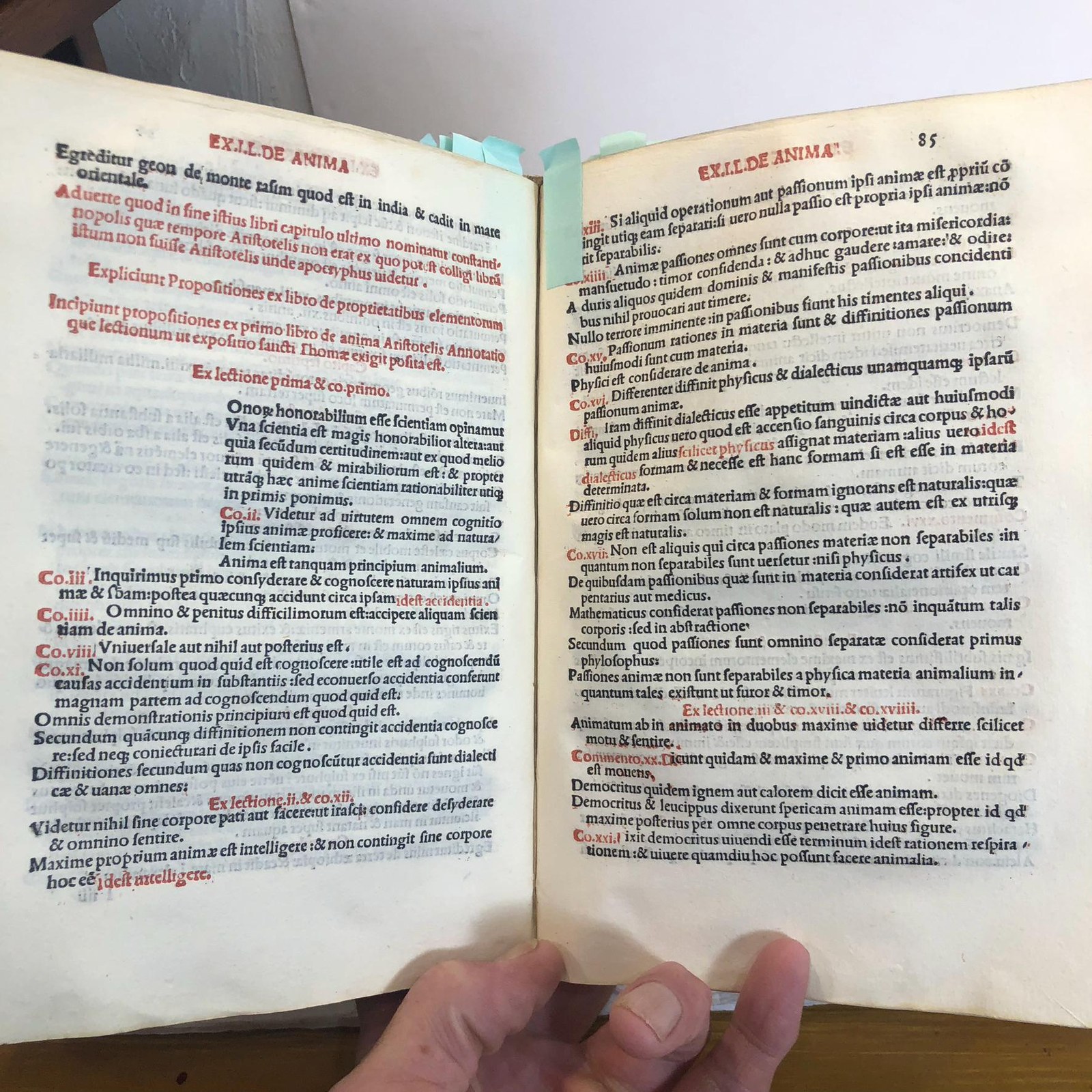 Prepositiones ex omnibus Aristotelis libris philosophie, moralis, naturalis, & prime necn o dialectice, rhetorie, & poetic, dilig etissime excerpte : & ad certa rer u capita pulcherimo ordine per tabellam additam redacte. Translated from Latin: Prepositions carefully selected from all the books of Aristotle in philosophy, morals, natural science, and first principles, as well as in dialectics, rhetoric, and poetry: and arranged in a most beautiful order according to specific topics through a table added. — photograph 5.