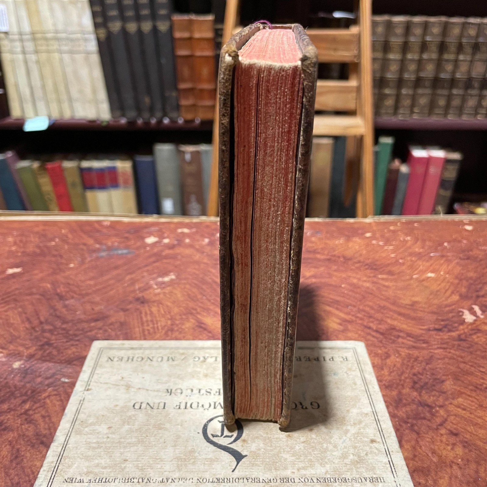 Entretenimientos Del Corzan Devoto Con El Santisimo Corazon De Jesus. Translated from Spanish: Entertainments of the Devout Heart with the Most Sacred Heart of Jesus — photograph 3.