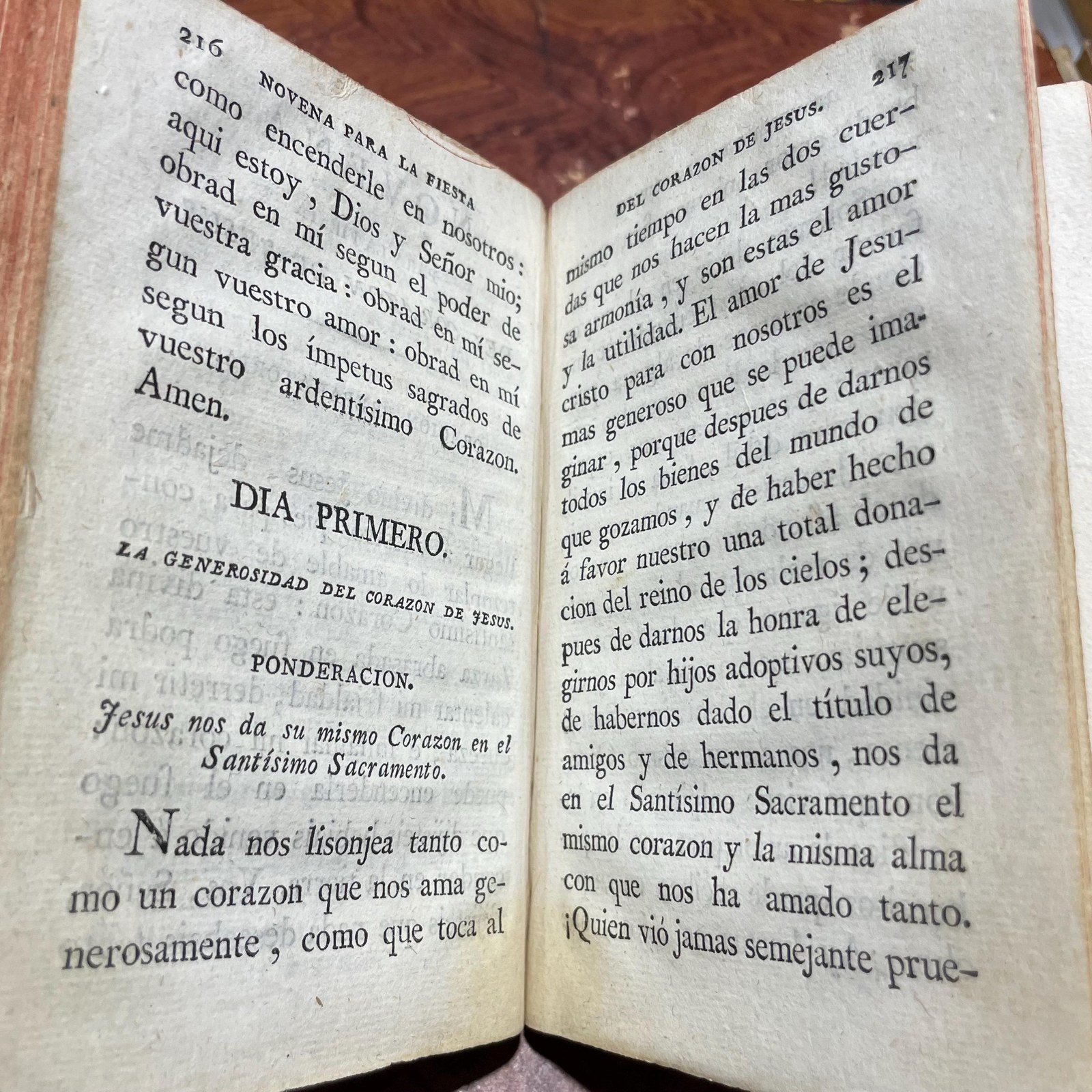 Entretenimientos Del Corzan Devoto Con El Santisimo Corazon De Jesus. Translated from Spanish: Entertainments of the Devout Heart with the Most Sacred Heart of Jesus — photograph 7.
