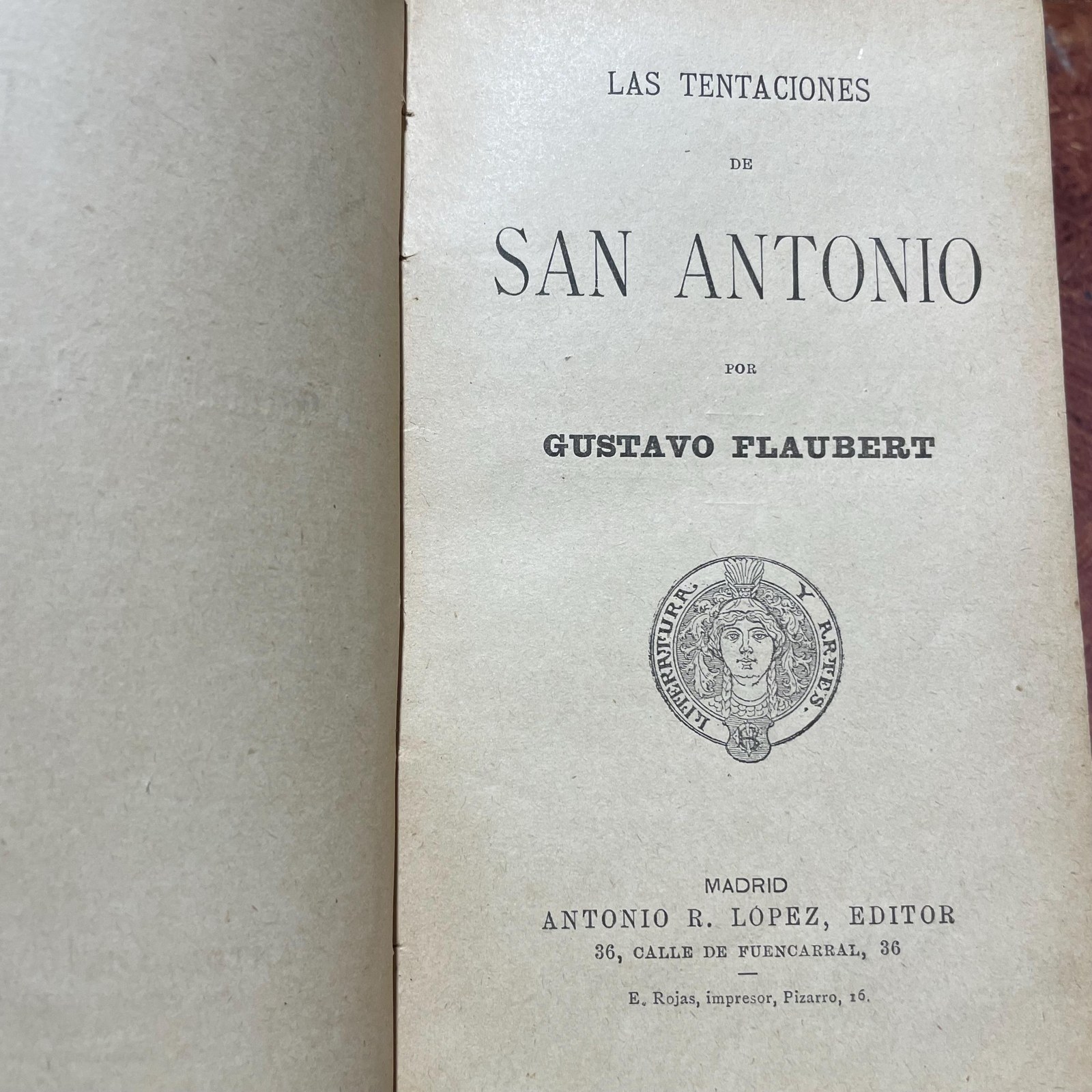 Las Tentaciones de San Antonio. Translated from Spanish: The Temptations of St. Anthony — photograph 5.
