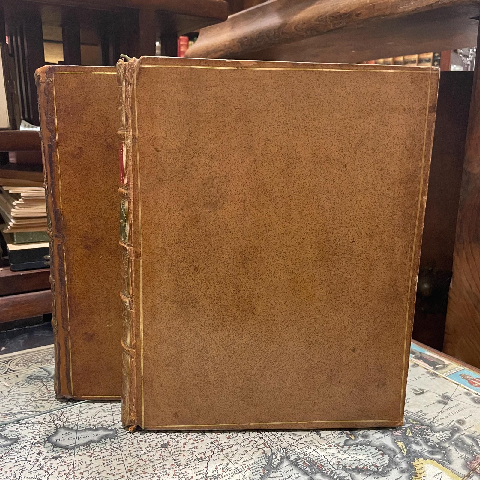 Memoirs of Great Britain and Ireland. From The Dissolution of The Last Parliament of Charles II. Until the Sea-Battle off La Houge. The Second Edition. — photograph 2.