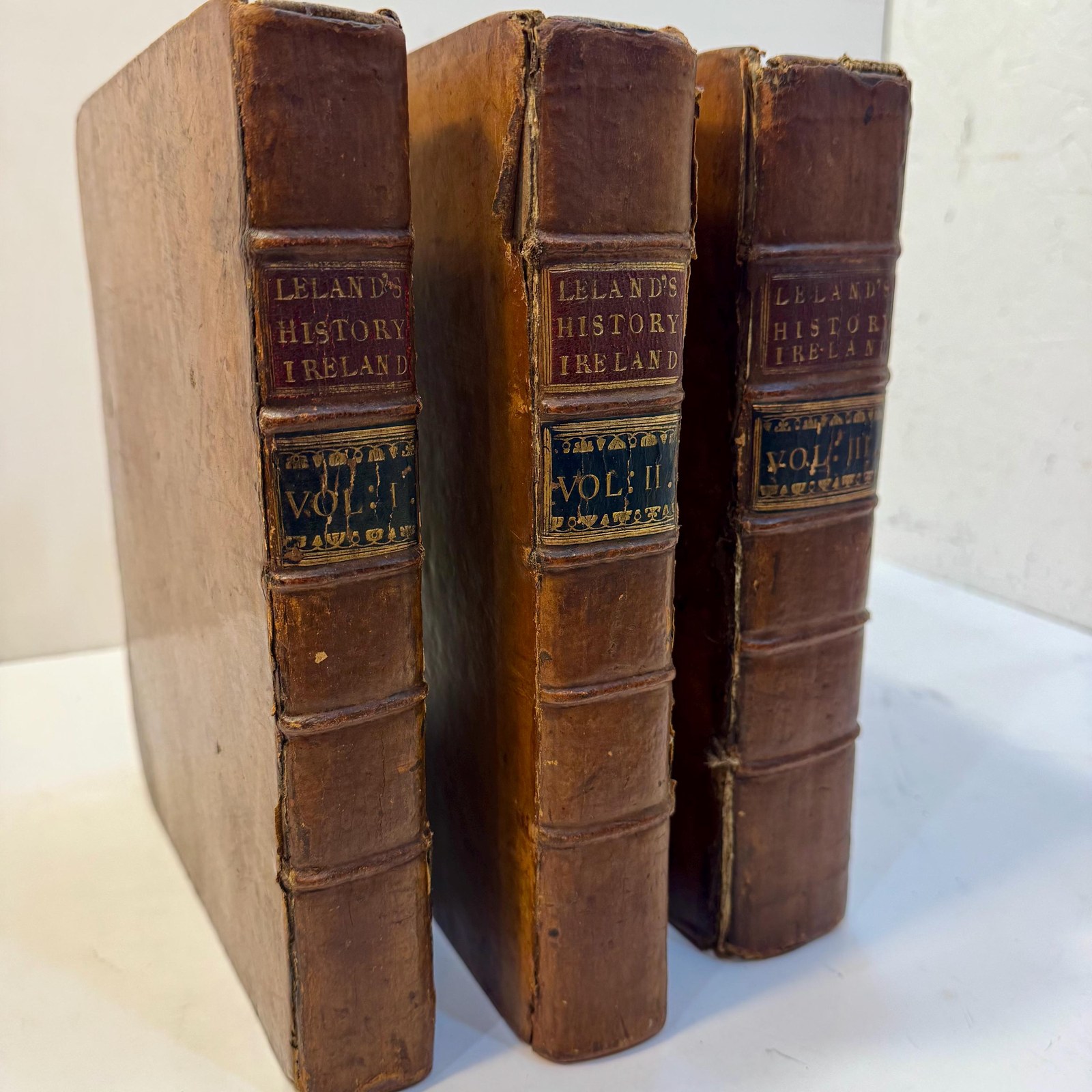 The History of Ireland From the Invasion of Henry II. With a Preliminary Discourse on The Ancient State of That Kingdom. 3 volumes. — photograph 6.