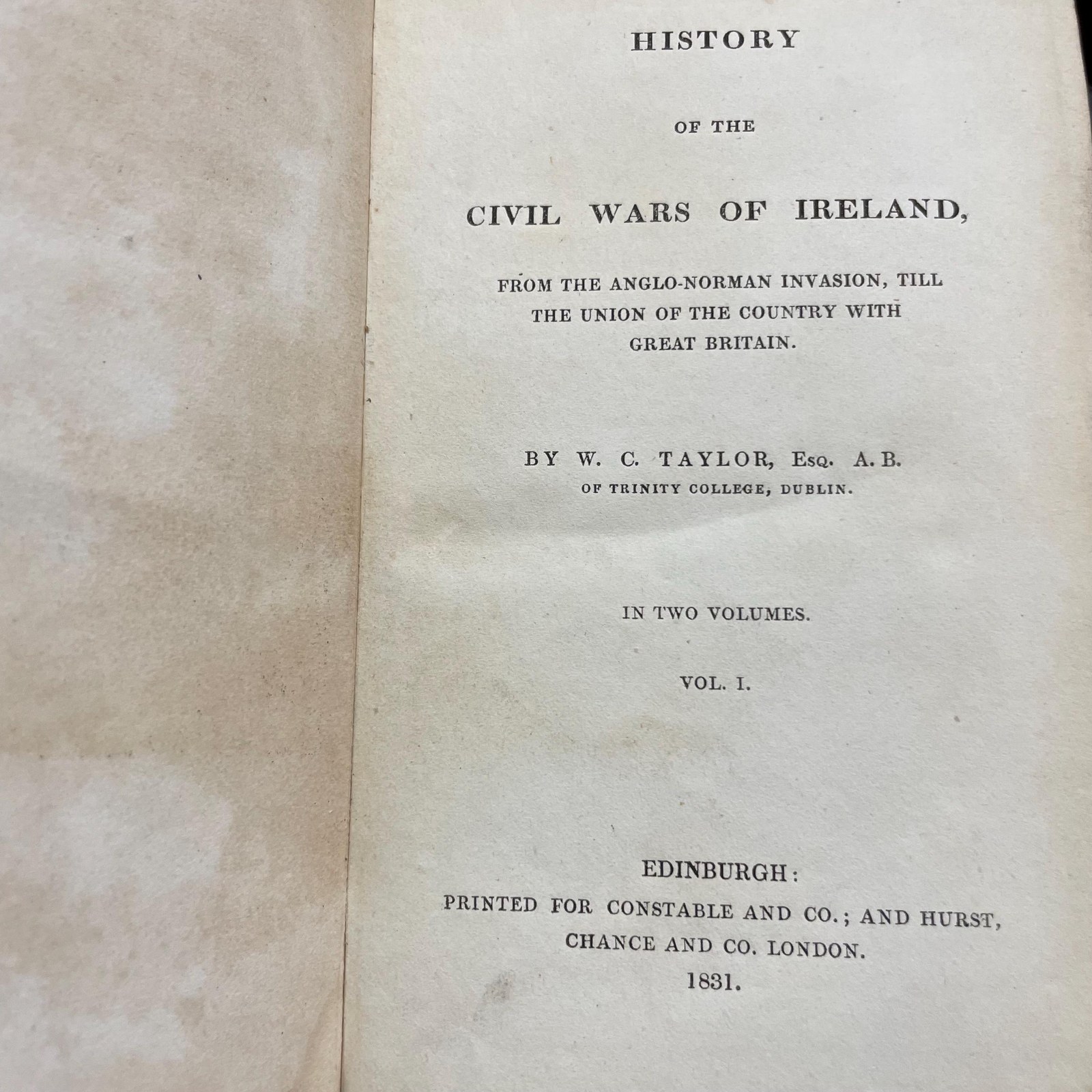 History of The Civil Wars of Ireland, From the Anglo-Norman Invasion, till The Union of The Country With Great Britain. In Two Volumes. — photograph 6.