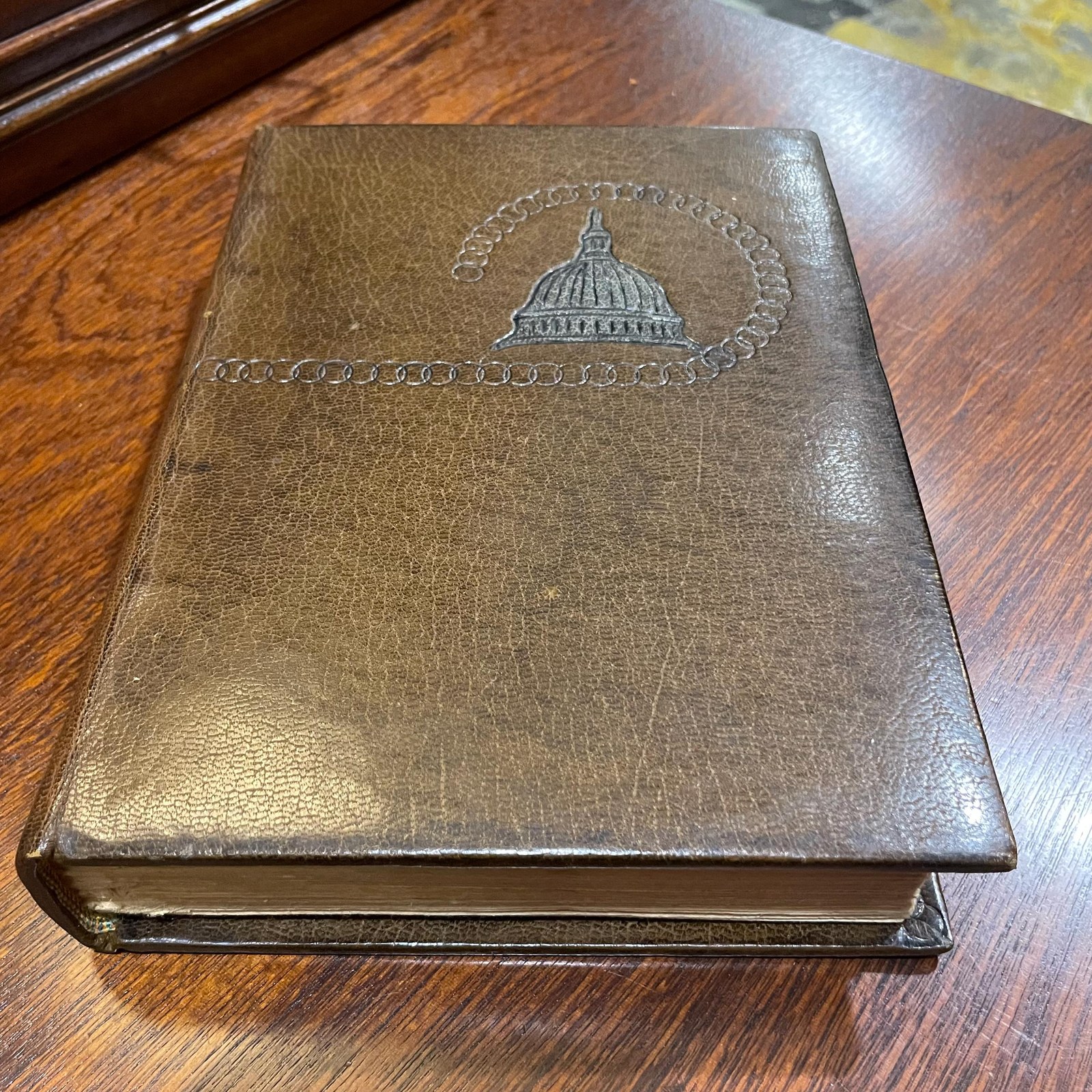 Les Quarante-Huit Ameriques Avec 4 cartes dans le texte. Translated from French: The Forty-Eight Americas With 4 maps in the text — photograph 4.