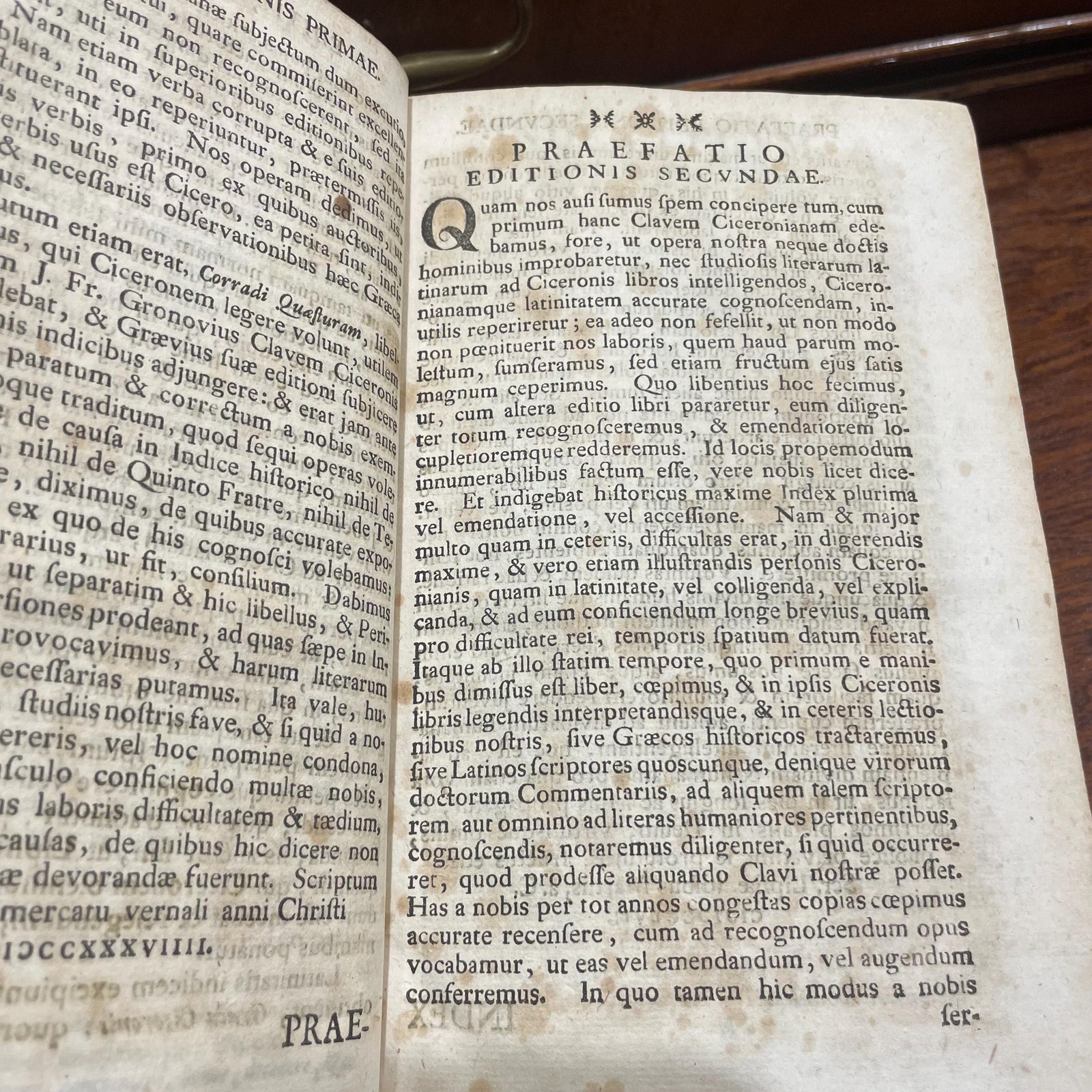 Io. Augusti Ernesti Clavis Ciceroiana Sive Indices Rerum Et Verborum Philolico - Critici In Opera Ciceranis Accedunt Graeca Ciceronis Necessariis Observationibus Illustrata. Editio Tertia Longe Auctior. Translated from Latin: Johann August Ernesti's Key to Cicero, or Indices of Matters and Words for Philological-Critical Study in the Works of Cicero, with Greek Passages of Cicero Explained with Necessary Observations. Third Edition, Greatly Expanded. — photograph 8.