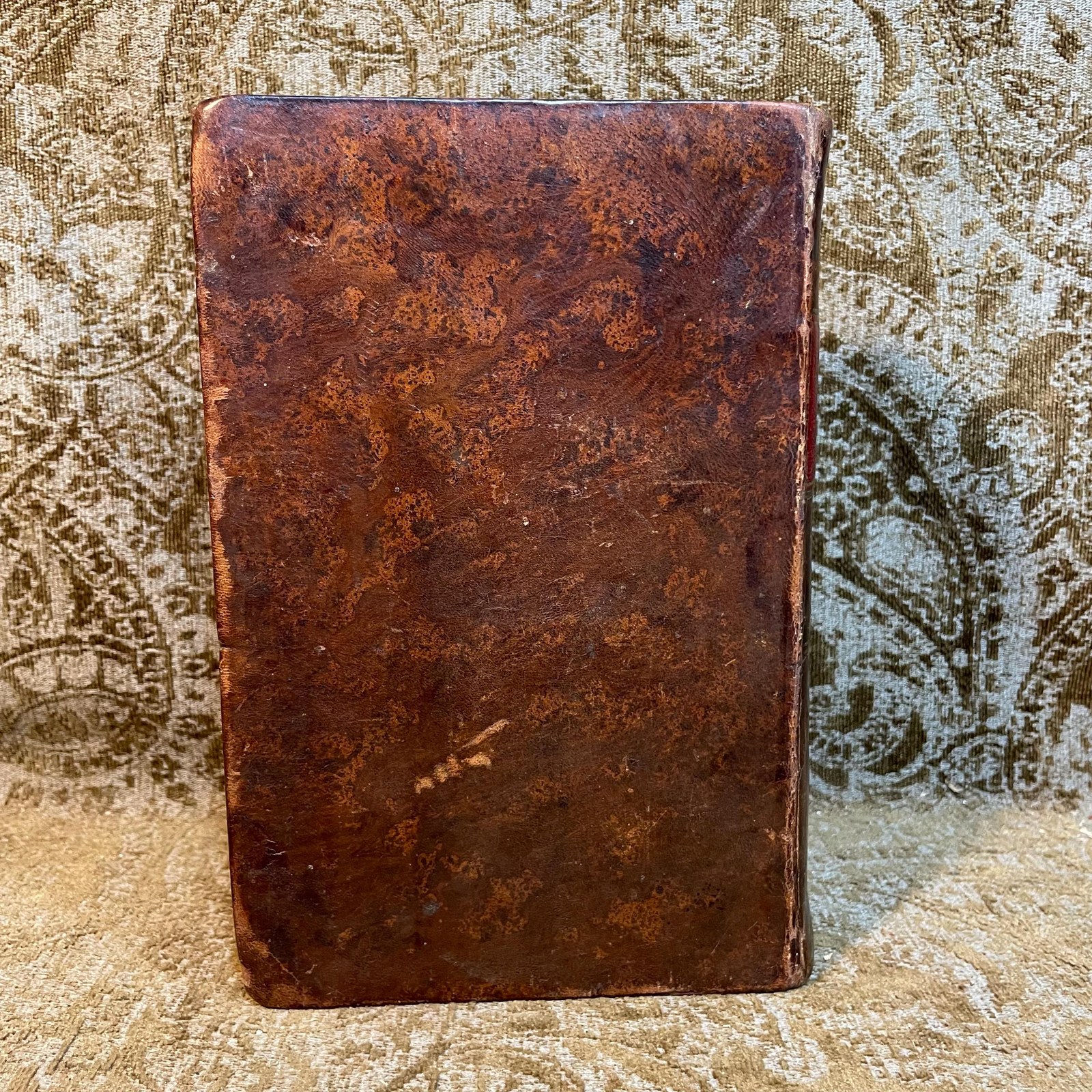 History of Cosmopolite; Or The Four Volumes of Lorenzo Dow's Journal Concentrated in One.. Containing His Experience and Travels, From Childhood to Near his Fiftieth Year. Also His Polemical Writings; Consisting of I. His Chain, With Five Links, Two Hooks and a Swivel. II. Reflections on Matrimony. III. Analects Upon The Rights of Man. IV. A Journey From Babylon to Jerusalem. V. Dialogue Between The Curious and Singular. VI. Hints on The Fulfilment of Prophesy. VII. On Church Government and The Ministry, &c. &c. To Which is Added The "Journey of Life" by Peggy Dow. Fifth Edition. Revised and Corrected, with Notes. — photograph 4.