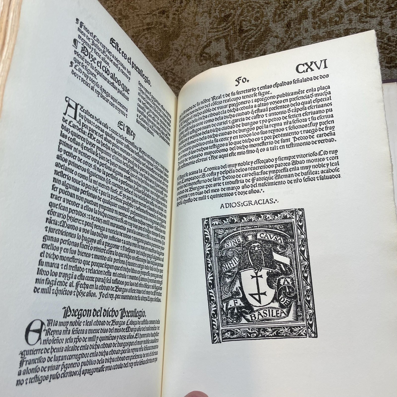 Crónica del famoso caballero Ruy Díaz Campeador. Translated: Chronicle of the Famous Knight Ruy Díaz (El Cid) the Champion. Limited Edition Facsimile. — photograph 10.
