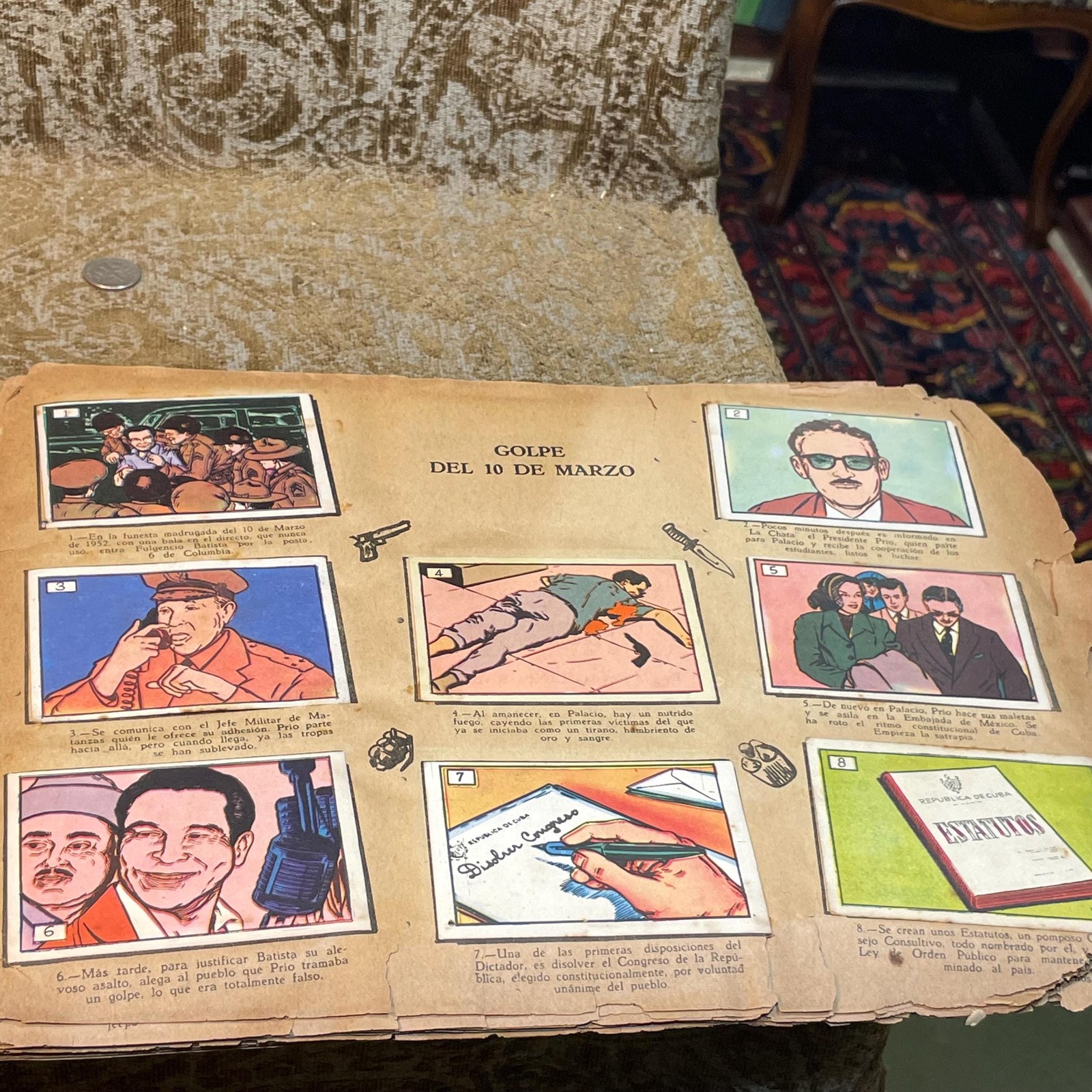 Coleccione En Este Album Las Postales De La Revolucion Cubana. Translated: Collect in this album the postcards of the Cuban Revolution. — photograph 2.