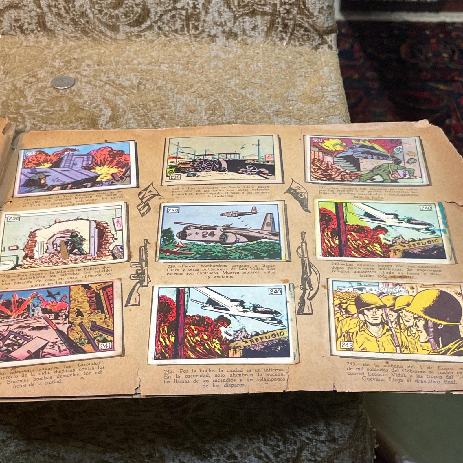Coleccione En Este Album Las Postales De La Revolucion Cubana. Translated: Collect in this album the postcards of the Cuban Revolution. — photograph 4.