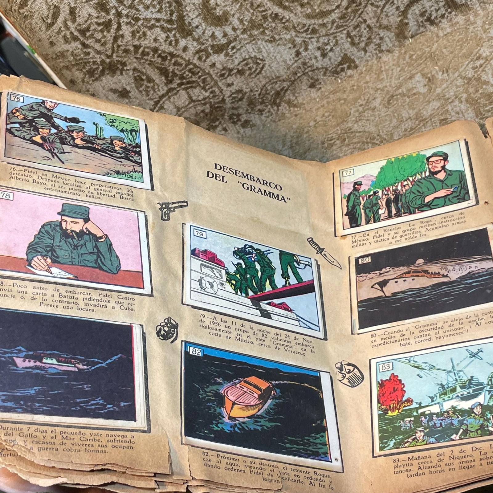 Coleccione En Este Album Las Postales De La Revolucion Cubana. Translated: Collect in this album the postcards of the Cuban Revolution. — photograph 8.