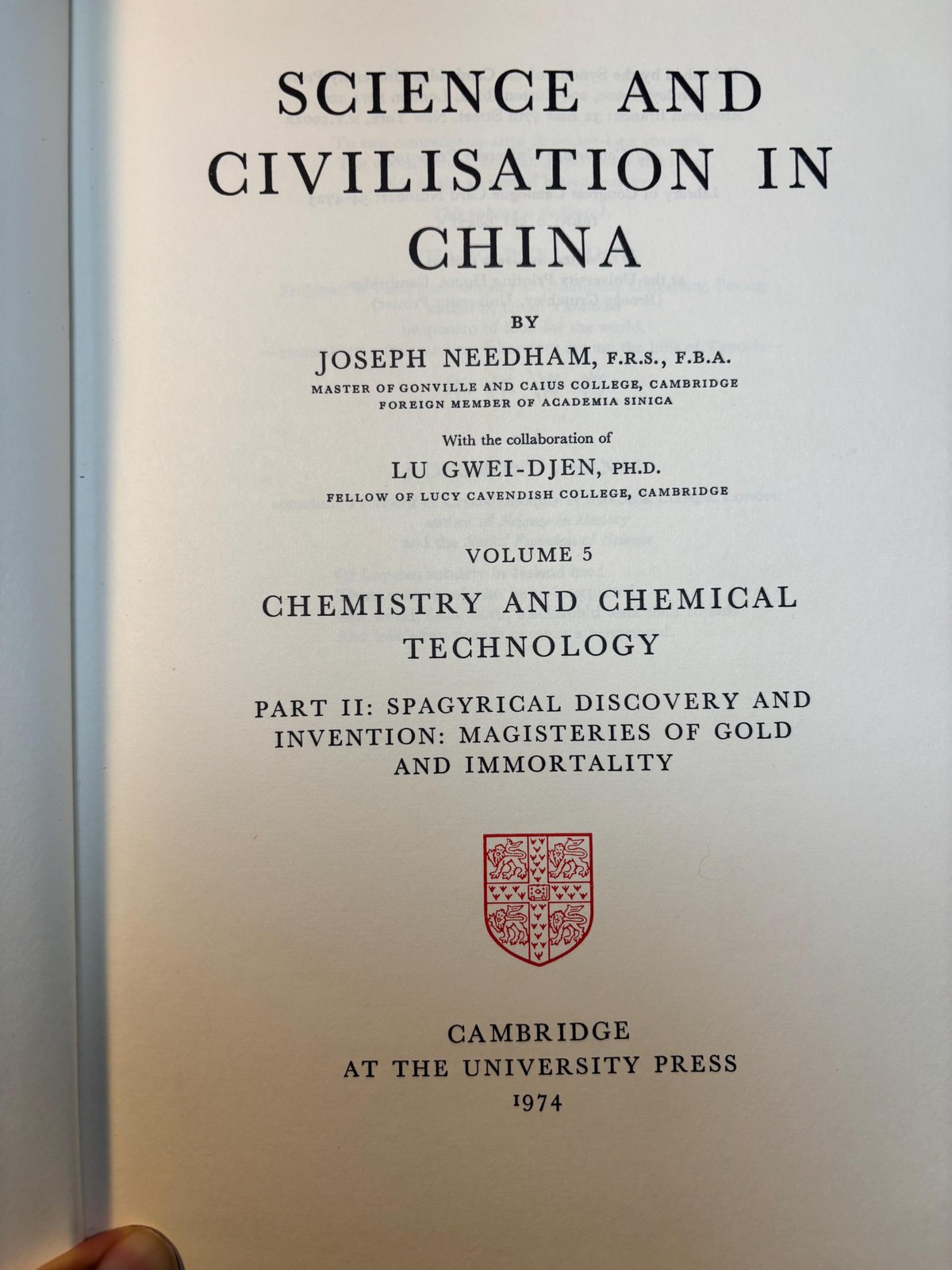 Science and Civilisation in China. Volume 5. Chemistry and Chemical Technology. Part II. Spagyrical Discovery and Invention : Magisteries of Gold and Immortality — photograph 2.