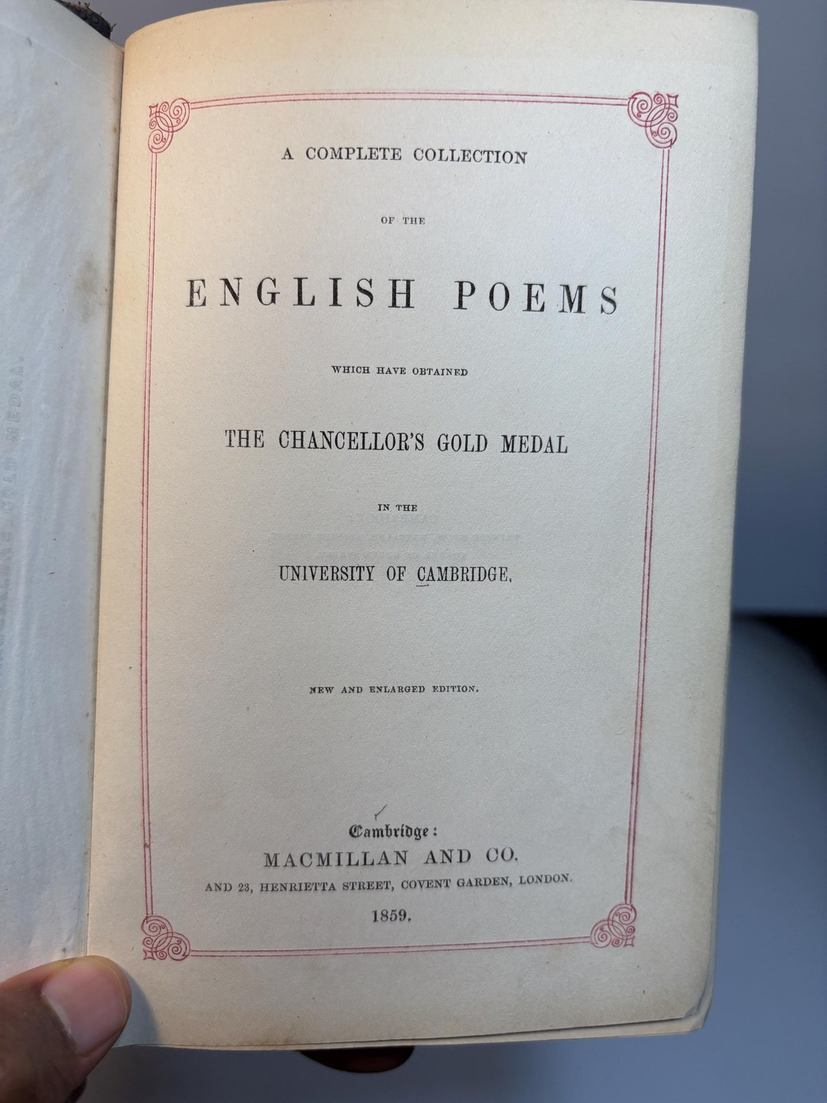 A Complete Collection of The English Poems Which Have Obtained The Chancellor's Gold Medal in The University of Cambridge. New and Enlarged Edition. — photograph 3.