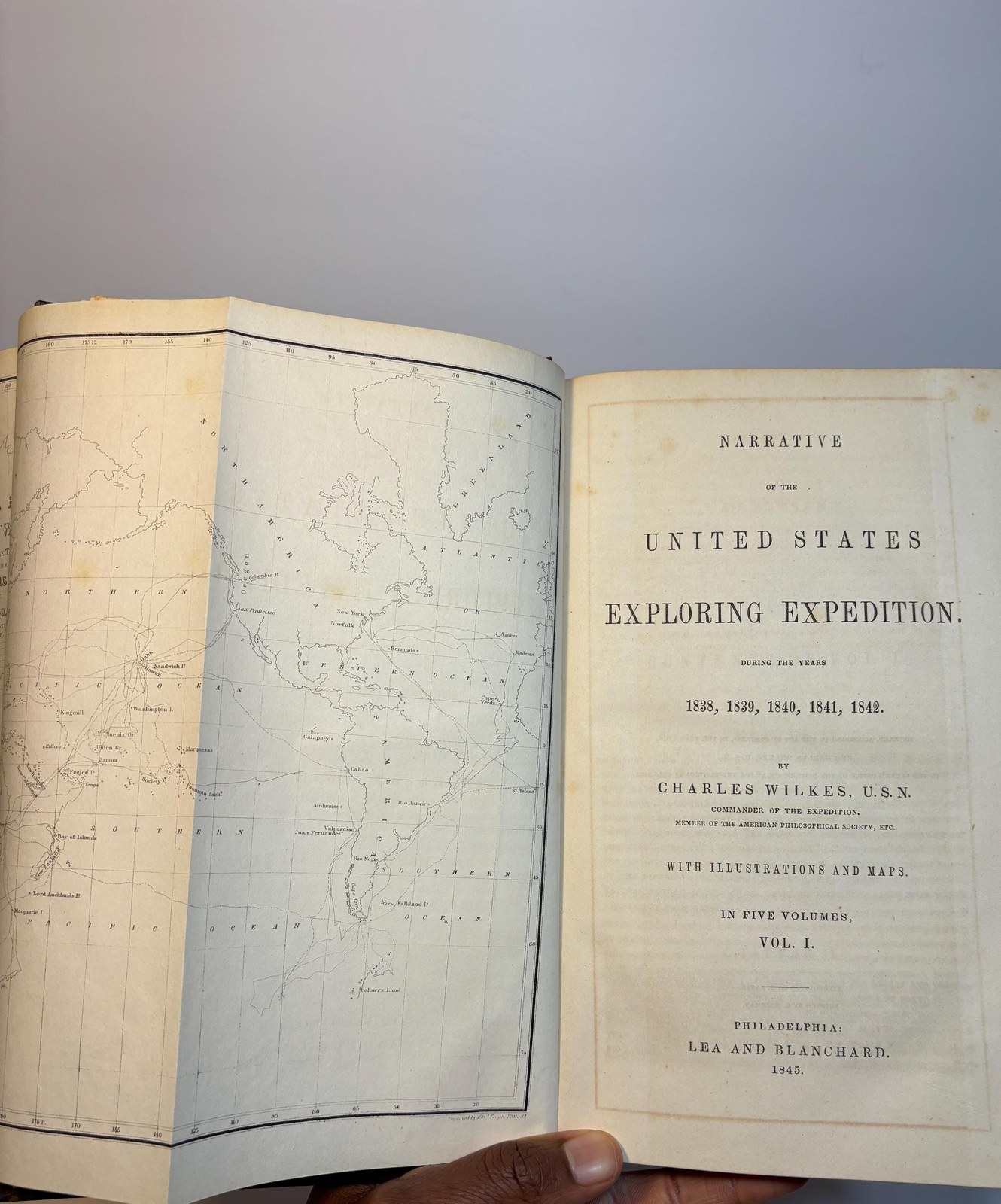 Narrative of The United States Exploring Expedition. During the years 1838, 1839, 1840, 1841, 1842. With Illustrations and Maps In Five Volumes. — photograph 4.