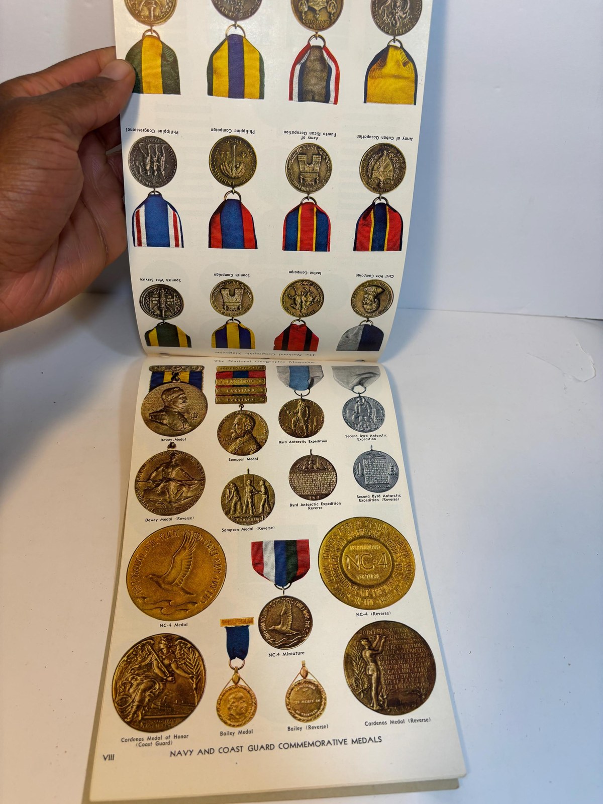 JAN #1 A Joint Army and Navy Publication. Uniforms and Insignia, Prepared by the Military Intelligence Service and the Division of Naval Intelligence. — photograph 3.