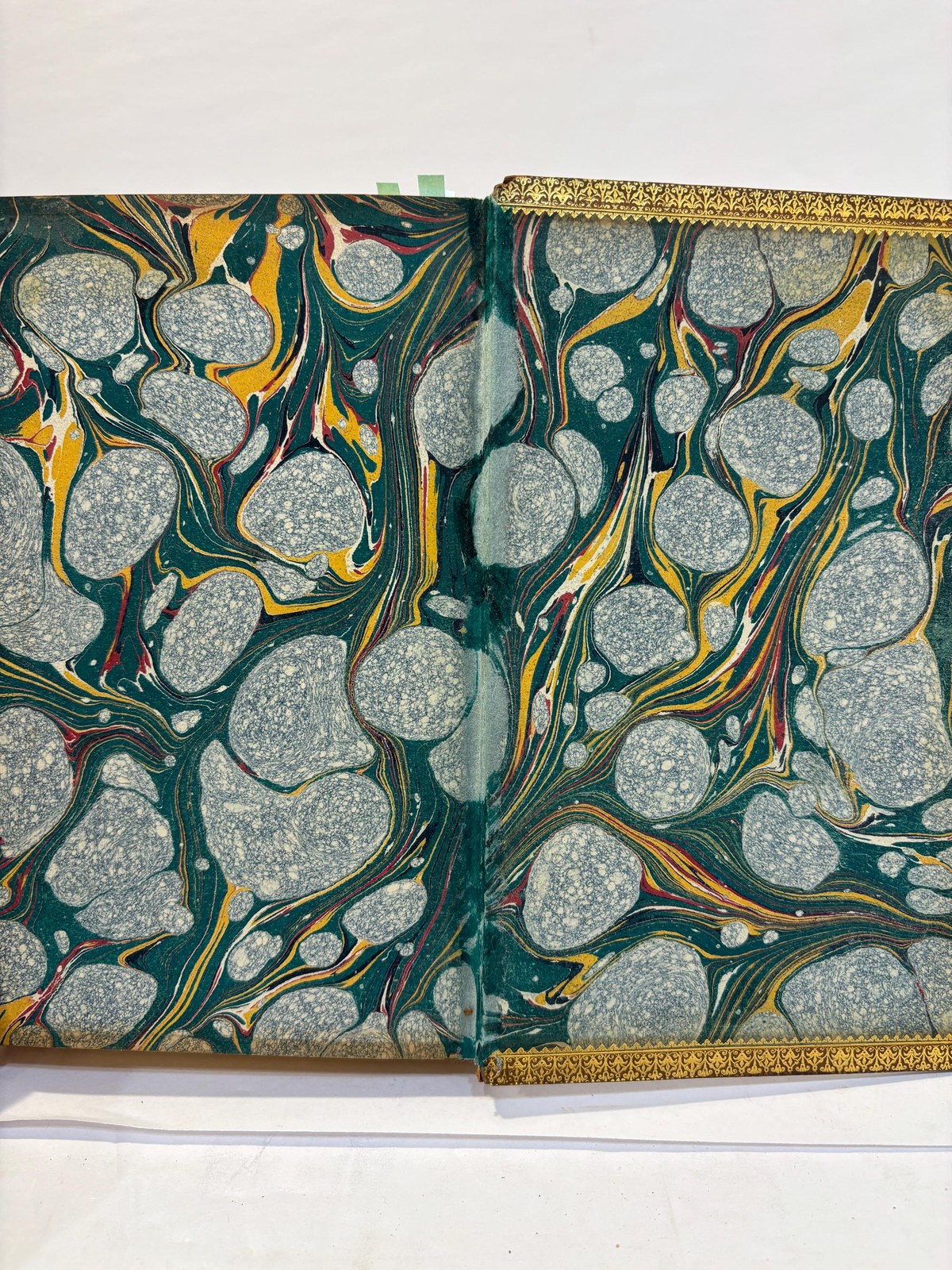 A Tale of A Tub, Written For The Universal Improvement of Mankind. To Which is Added, An Account of A Battle Between The Ancient and Modern Books in St. James Library. With The Author's Apology, and Explanatory Notes, by W. Wooten, B.D. and Others. (Zaehnsdorf Signed Binding) — photograph 2.
