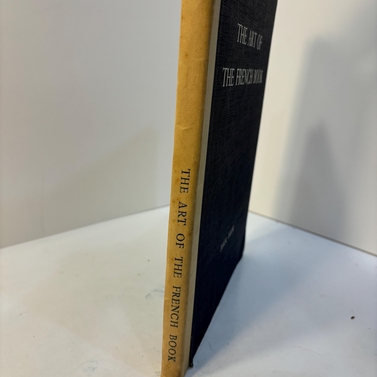 The Art of The French Book, From Early Manuscripts to The Present Time — photograph 4.