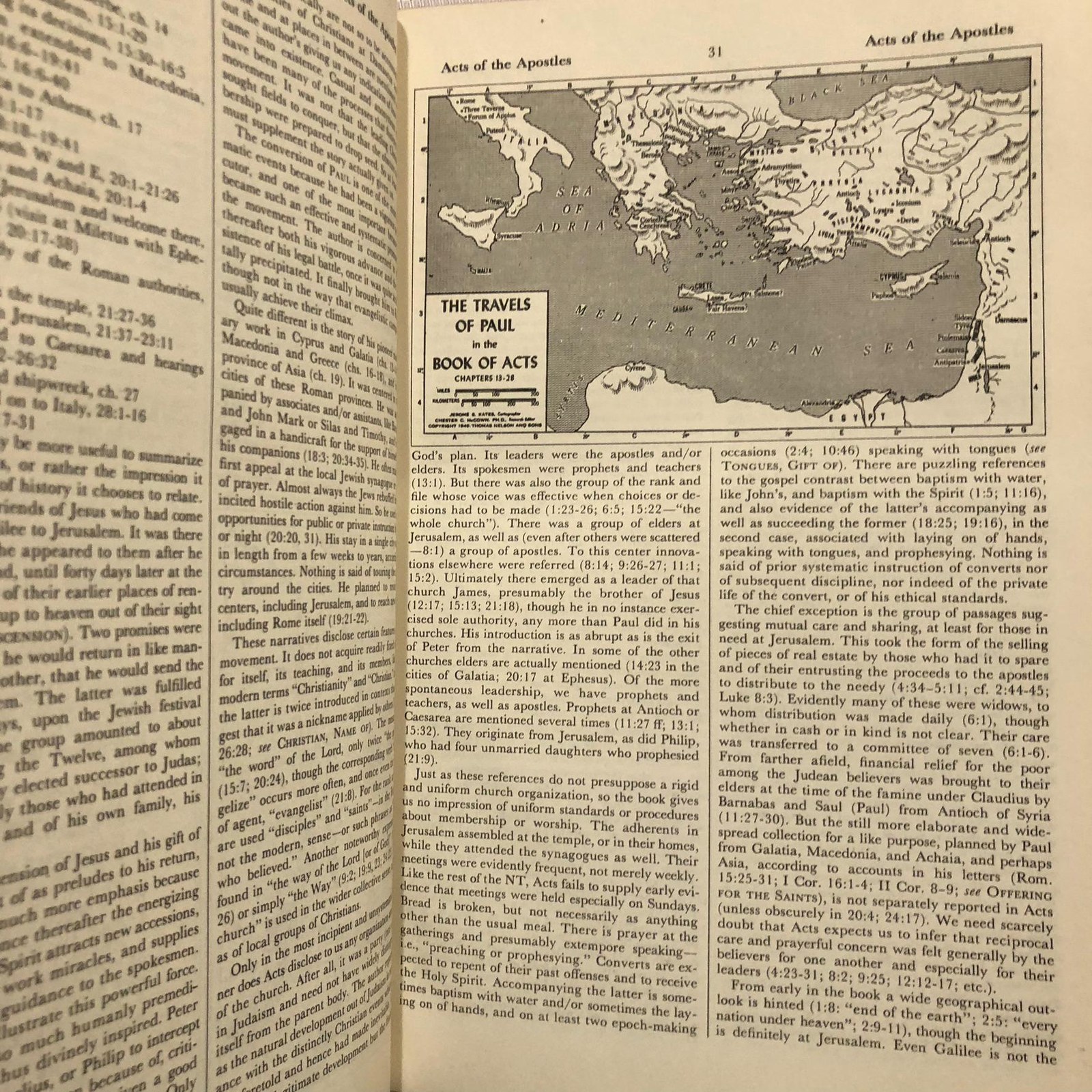 The Interpreter's Dictionary of The Bible, An Illustrated Encyclopedia. Identifying and Explaining All Proper Names and Signifigant Terms and Subjects in The Holy Scriptures, Including the Apochrypha With Attenmtion to Archeological Discoveries and Researches Into the Life and Faith of Ancient Times. — photograph 7.