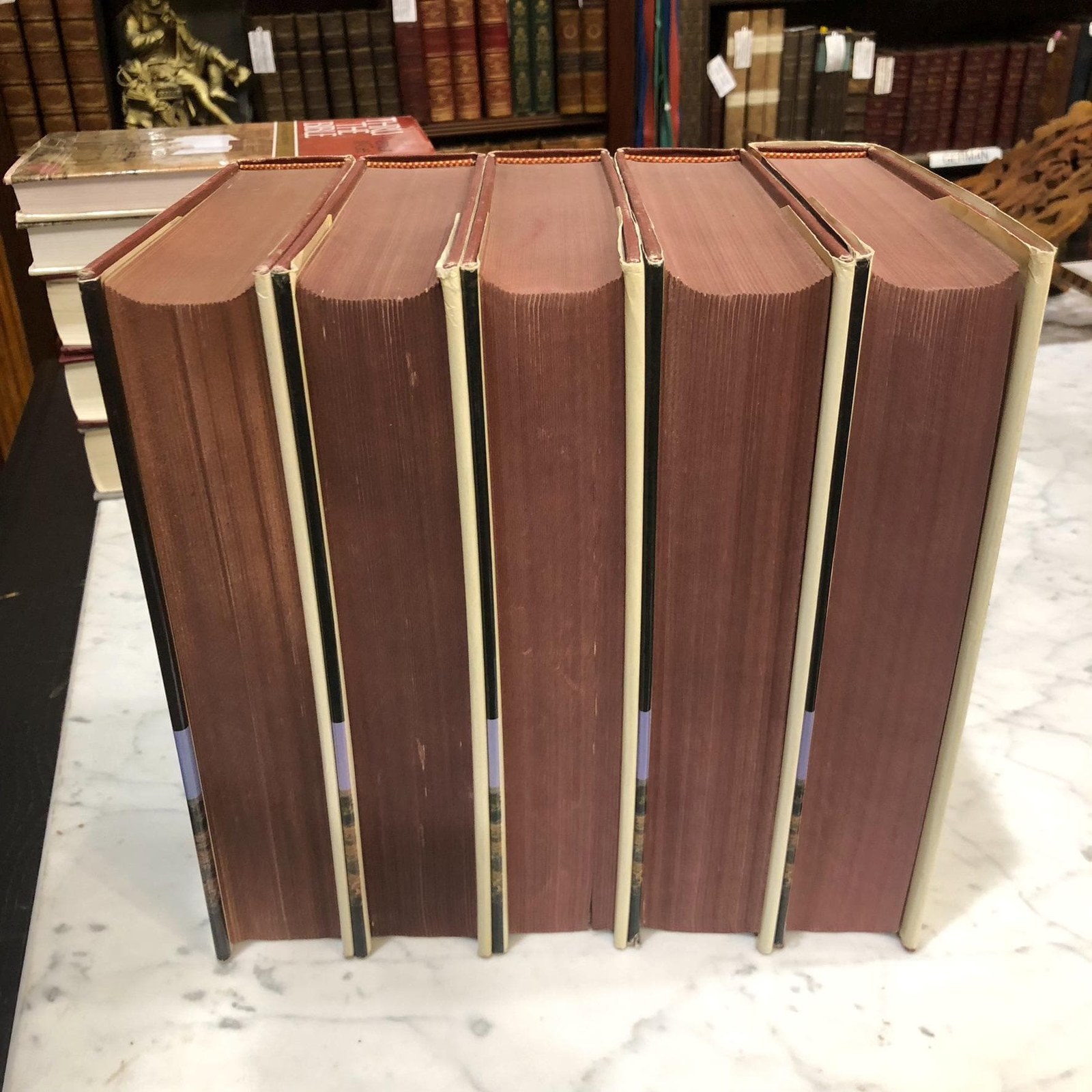 The Interpreter's Dictionary of The Bible, An Illustrated Encyclopedia. Identifying and Explaining All Proper Names and Signifigant Terms and Subjects in The Holy Scriptures, Including the Apochrypha With Attenmtion to Archeological Discoveries and Researches Into the Life and Faith of Ancient Times. — photograph 8.