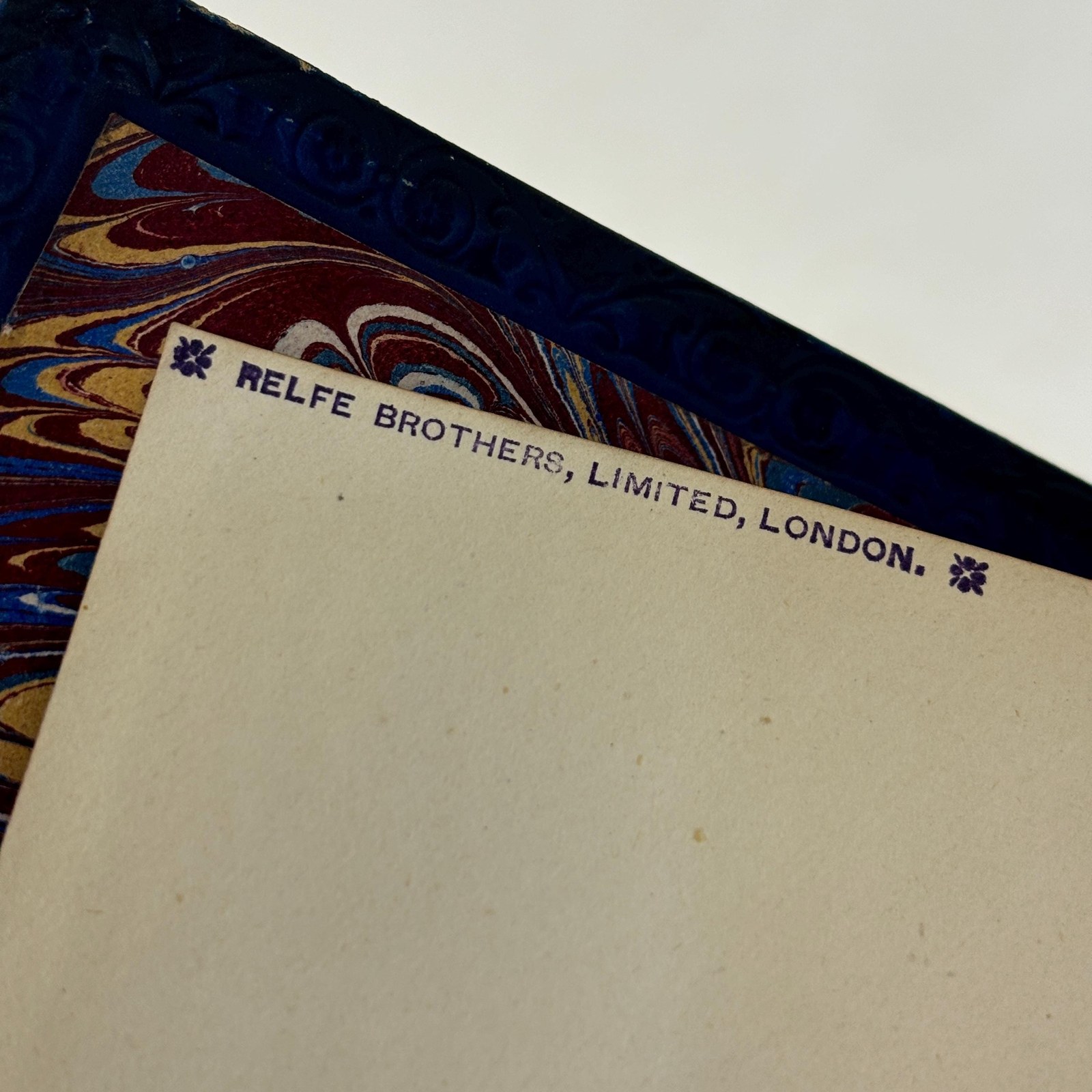 Latin Literature. Second Edition, Revised. Prize Binding. Signed Binding of Relfe Brothers — photograph 4.